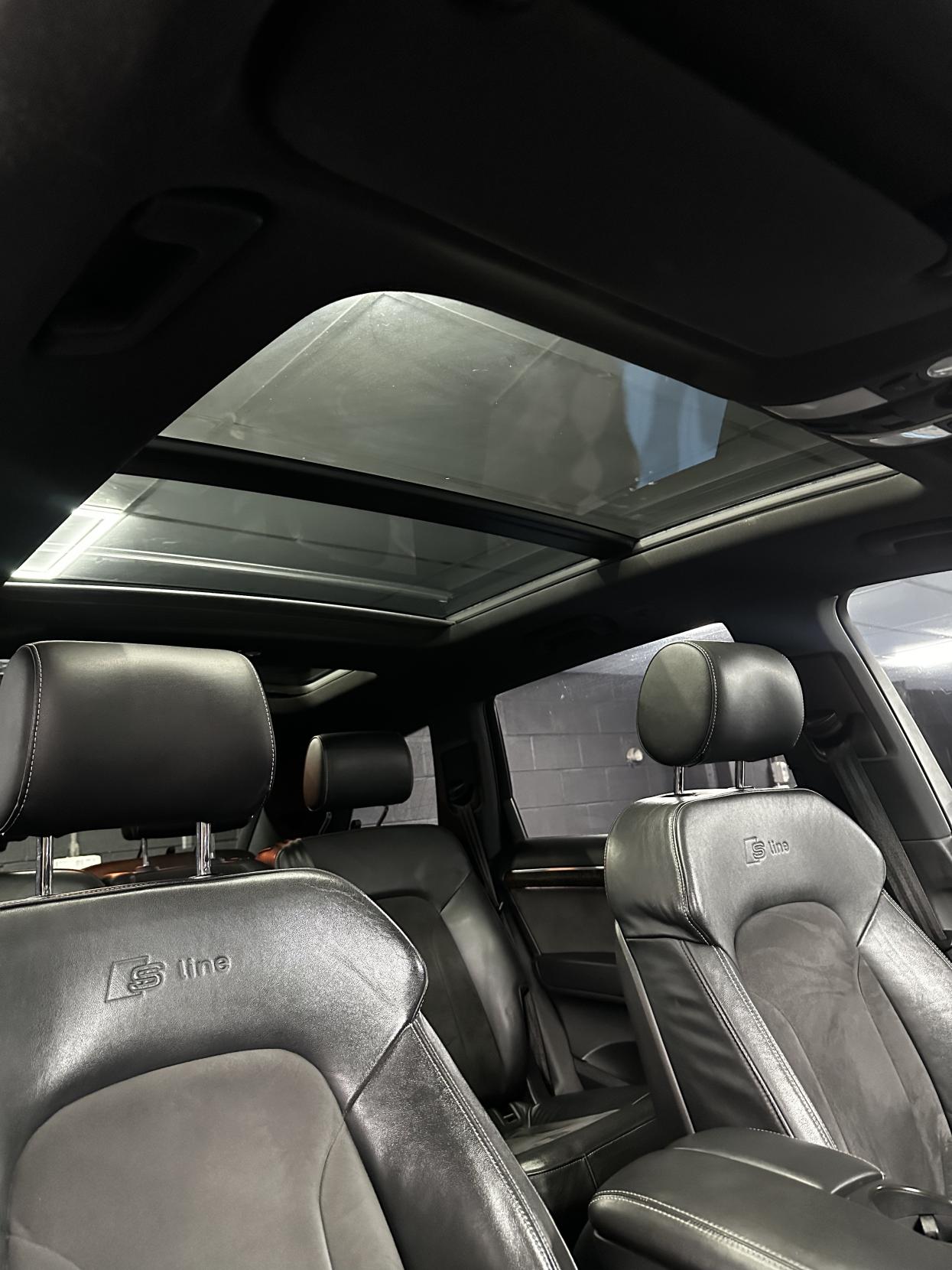 Audi Q7 3.0 TDI V6 S line SUV 5dr Diesel Tiptronic quattro Euro 5 (240 ps)