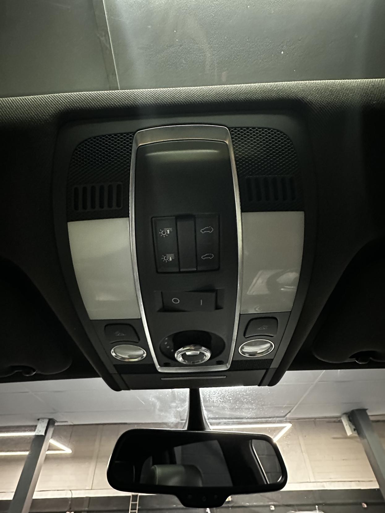 Audi Q7 3.0 TDI V6 S line SUV 5dr Diesel Tiptronic quattro Euro 5 (240 ps)