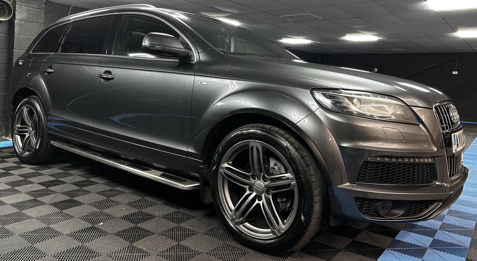 Audi Q7 3.0 TDI V6 S line SUV 5dr Diesel Tiptronic quattro Euro 5 (240 ps)