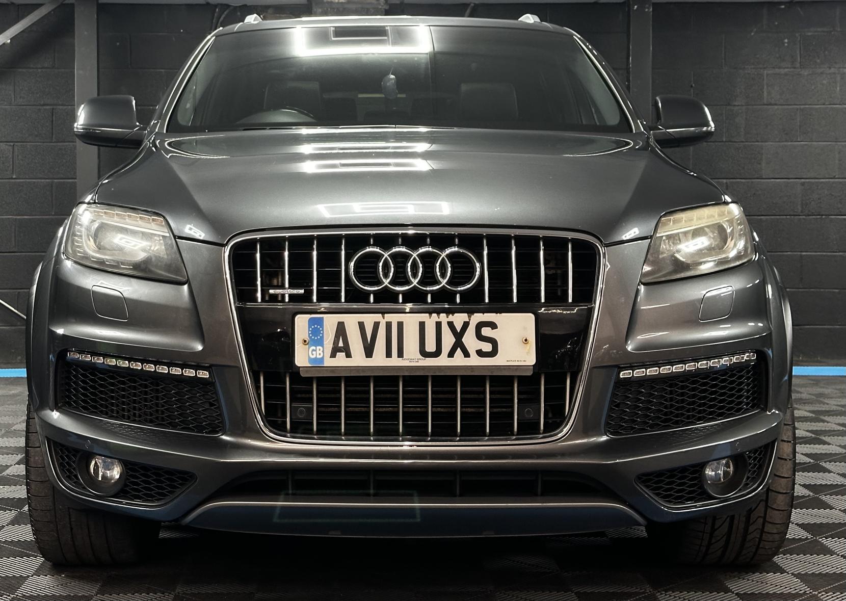 Audi Q7 3.0 TDI V6 S line SUV 5dr Diesel Tiptronic quattro Euro 5 (240 ps)