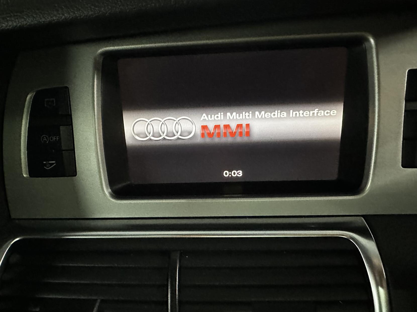 Audi Q7 3.0 TDI V6 S line SUV 5dr Diesel Tiptronic quattro Euro 5 (240 ps)