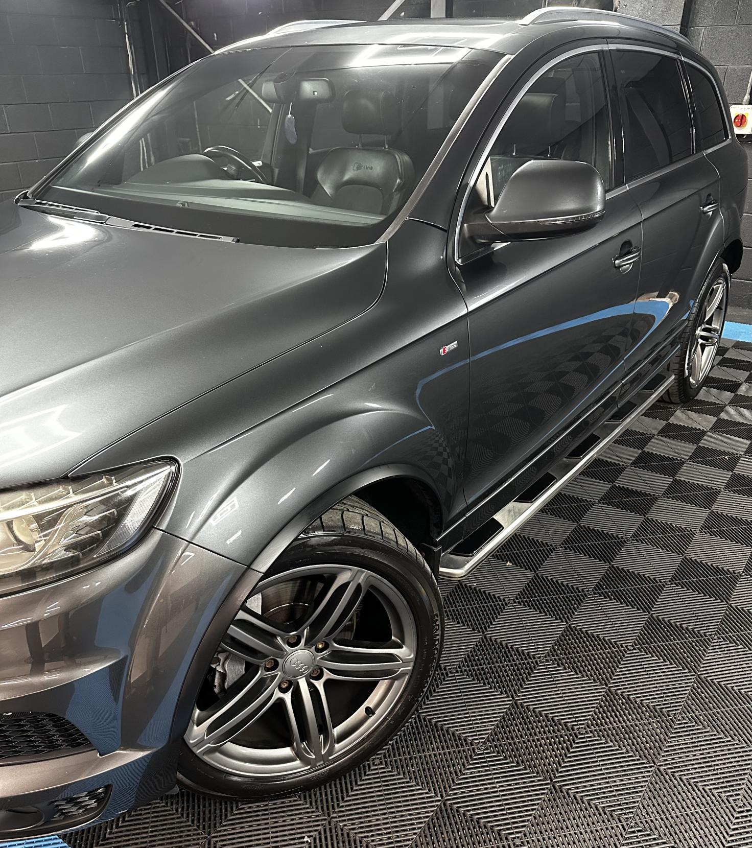 Audi Q7 3.0 TDI V6 S line SUV 5dr Diesel Tiptronic quattro Euro 5 (240 ps)