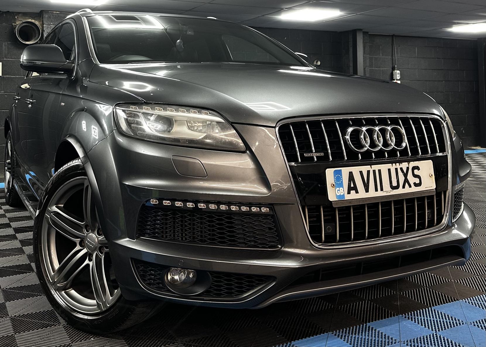 Audi Q7 3.0 TDI V6 S line SUV 5dr Diesel Tiptronic quattro Euro 5 (240 ps)