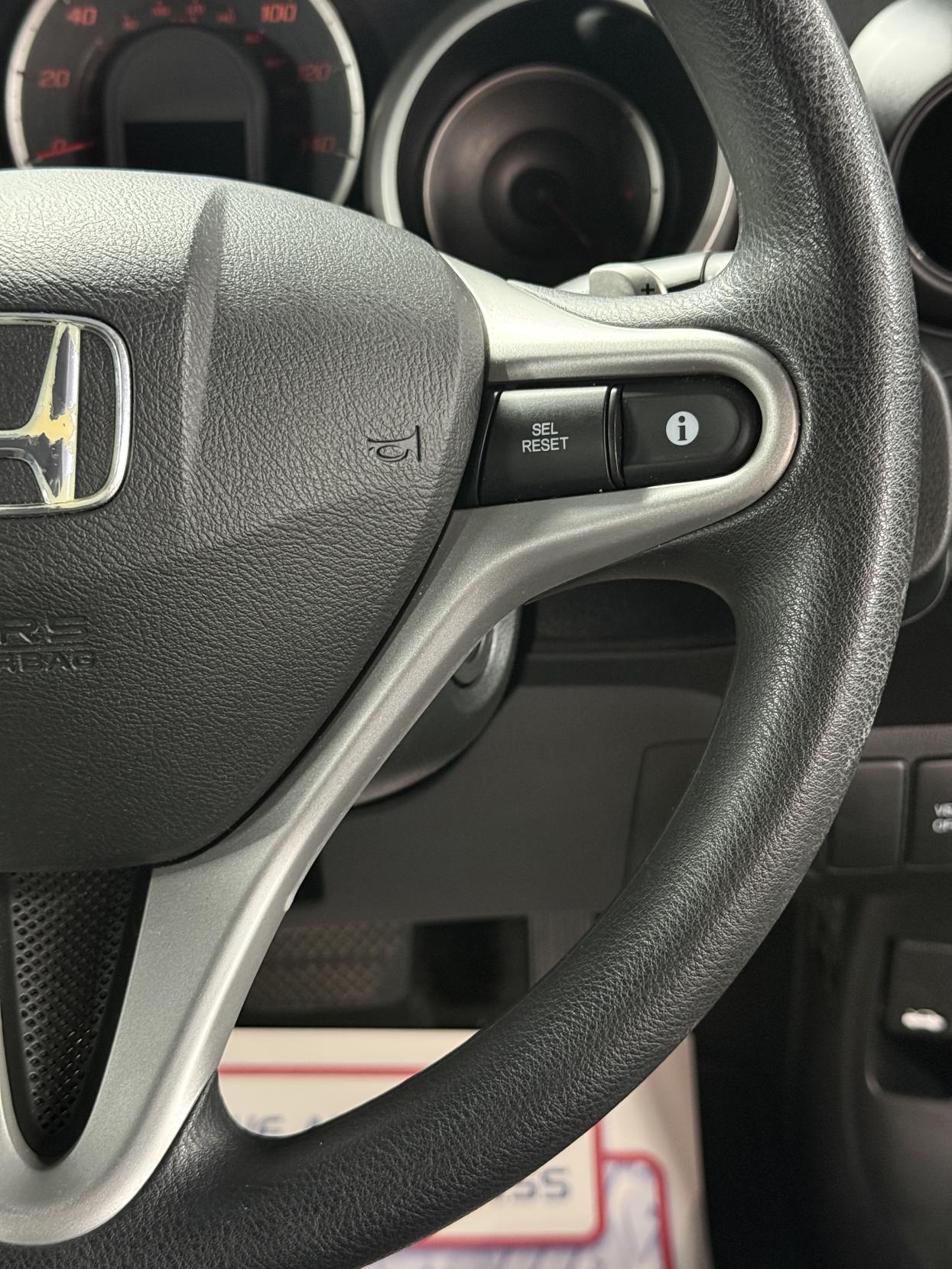 Honda Jazz 1.4 i-VTEC ES Hatchback 5dr Petrol i SHIFT Euro 4 (100 ps)