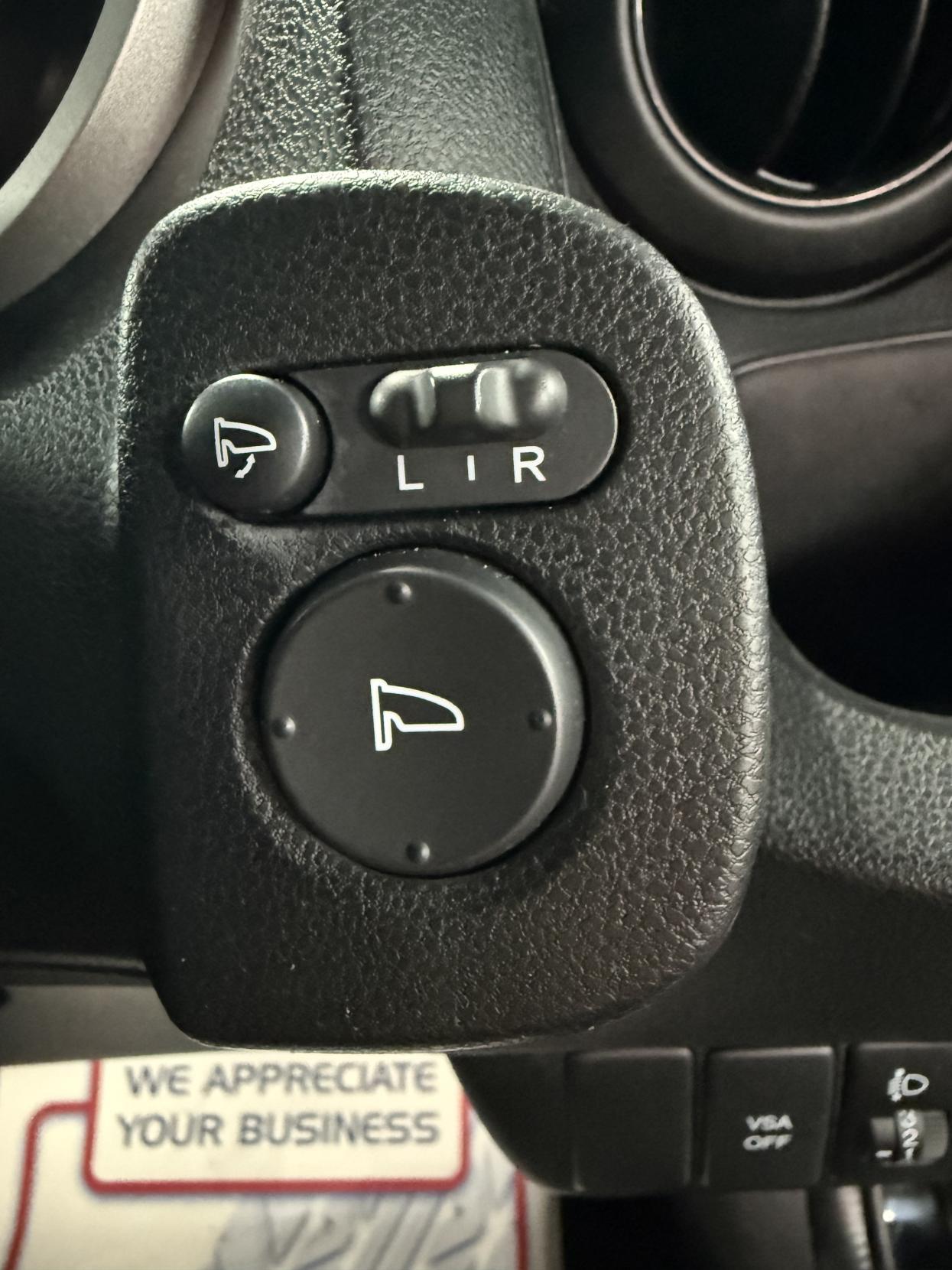 Honda Jazz 1.4 i-VTEC ES Hatchback 5dr Petrol i SHIFT Euro 4 (100 ps)