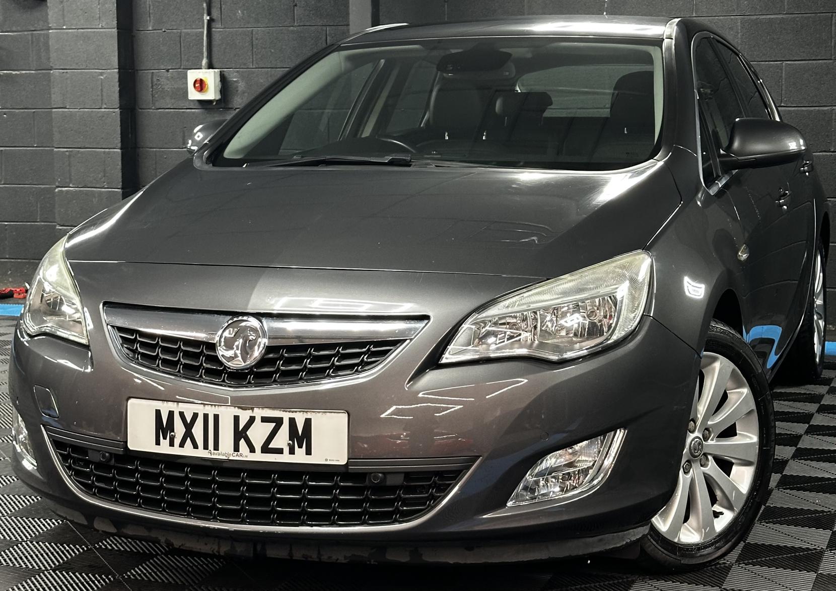 Vauxhall Astra 1.6 16v SE Hatchback 5dr Petrol Auto Euro 5 (115 ps)