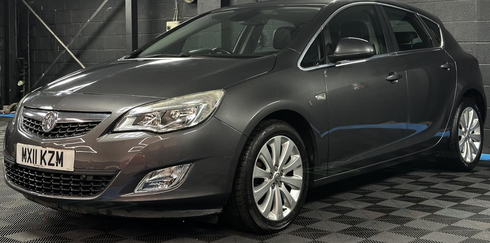 Vauxhall Astra 1.6 16v SE Hatchback 5dr Petrol Auto Euro 5 (115 ps)