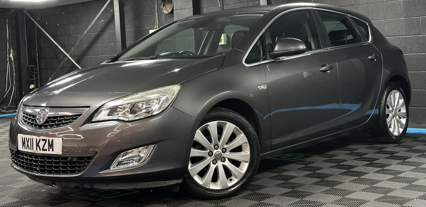 Vauxhall Astra 1.6 16v SE Hatchback 5dr Petrol Auto Euro 5 (115 ps)
