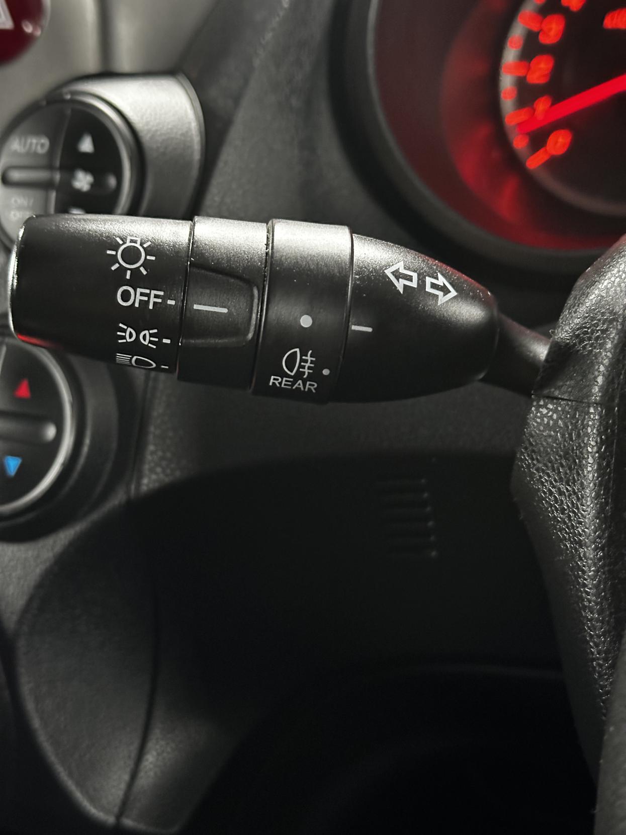 Honda Jazz 1.4 i-VTEC ES Hatchback 5dr Petrol CVT Euro 5 (99 ps)