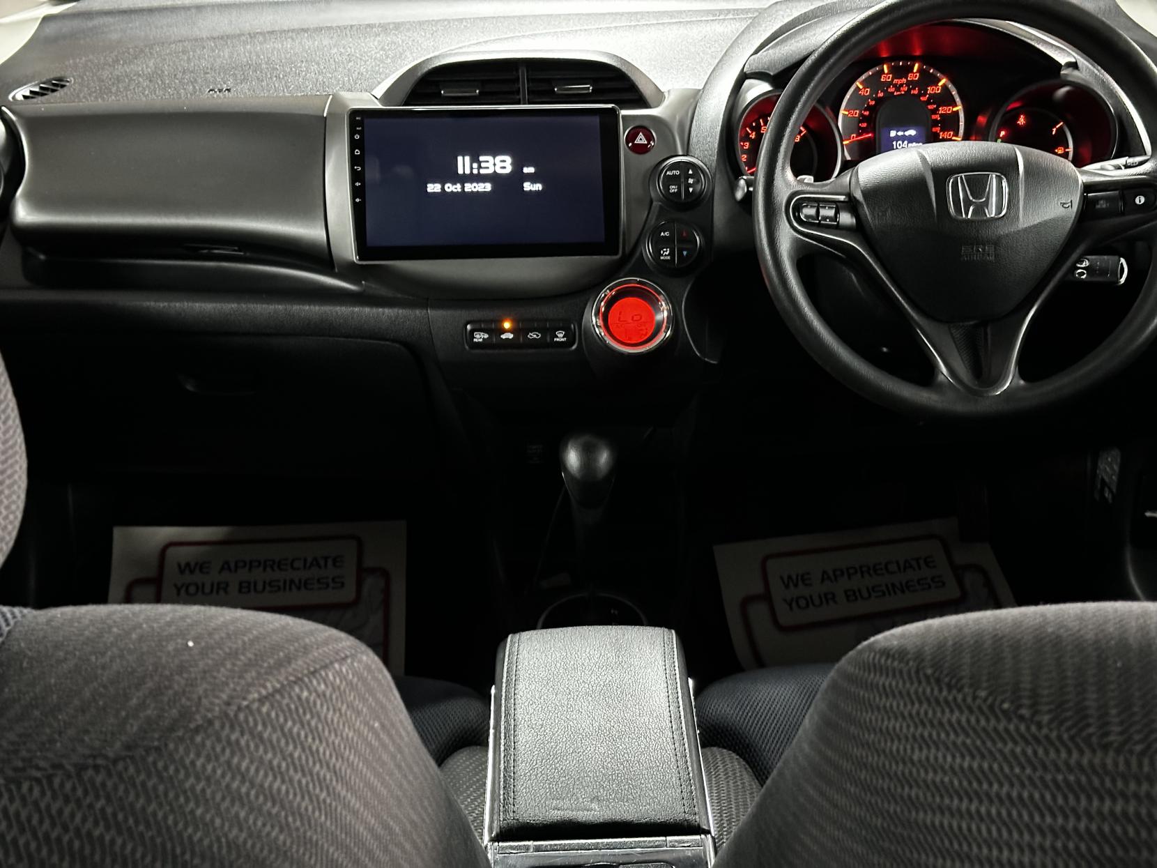 Honda Jazz 1.4 i-VTEC ES Hatchback 5dr Petrol CVT Euro 5 (99 ps)