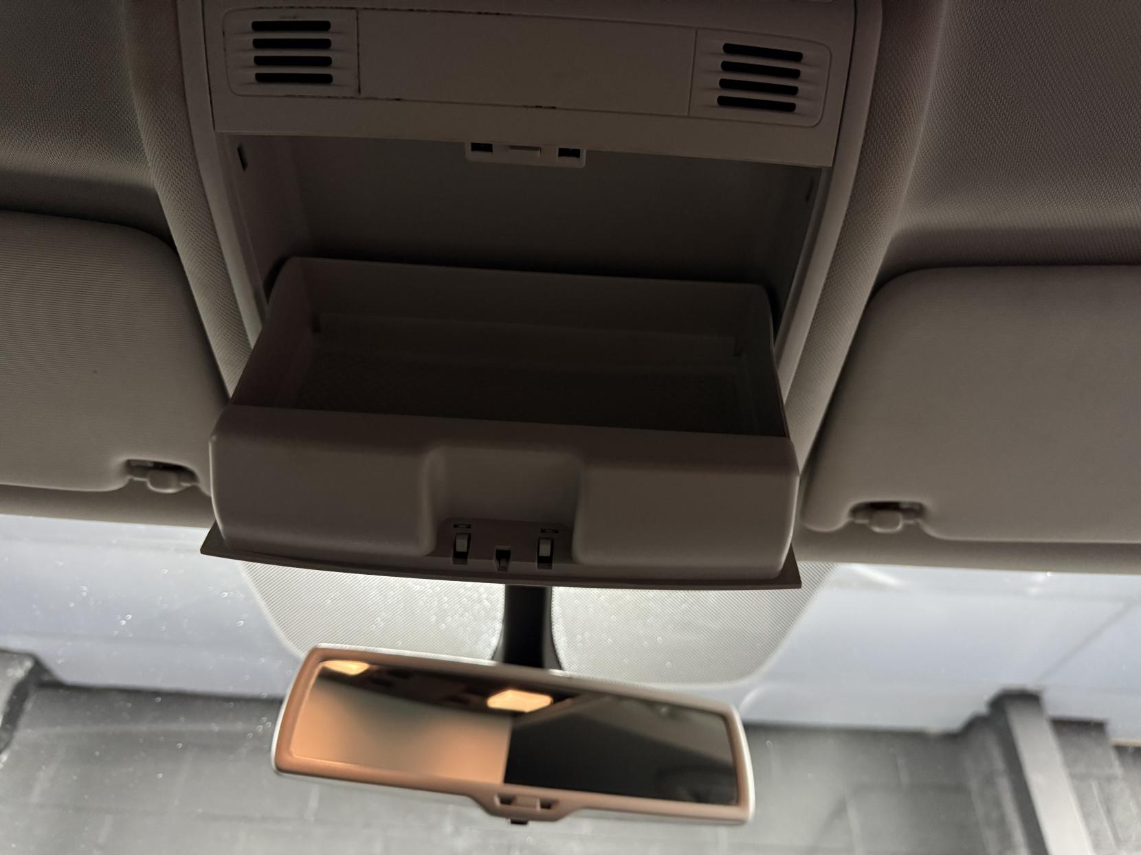 Volkswagen Golf 1.6 TDI BlueMotion Tech SE Hatchback 5dr Diesel DSG Euro 5 (s/s) (105 ps)