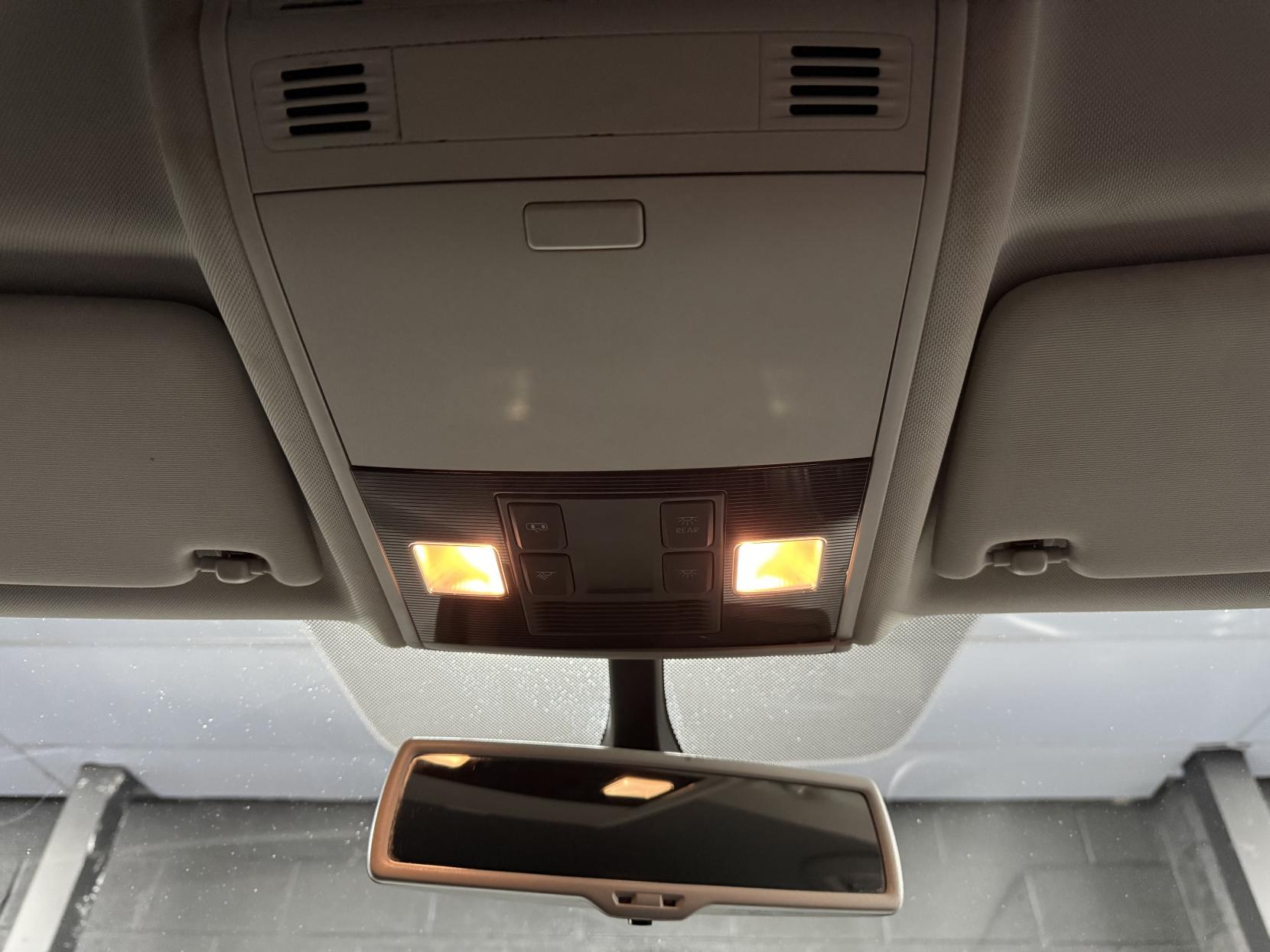 Volkswagen Golf 1.6 TDI BlueMotion Tech SE Hatchback 5dr Diesel DSG Euro 5 (s/s) (105 ps)