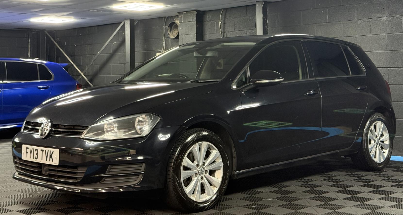 Volkswagen Golf 1.6 TDI BlueMotion Tech SE Hatchback 5dr Diesel DSG Euro 5 (s/s) (105 ps)
