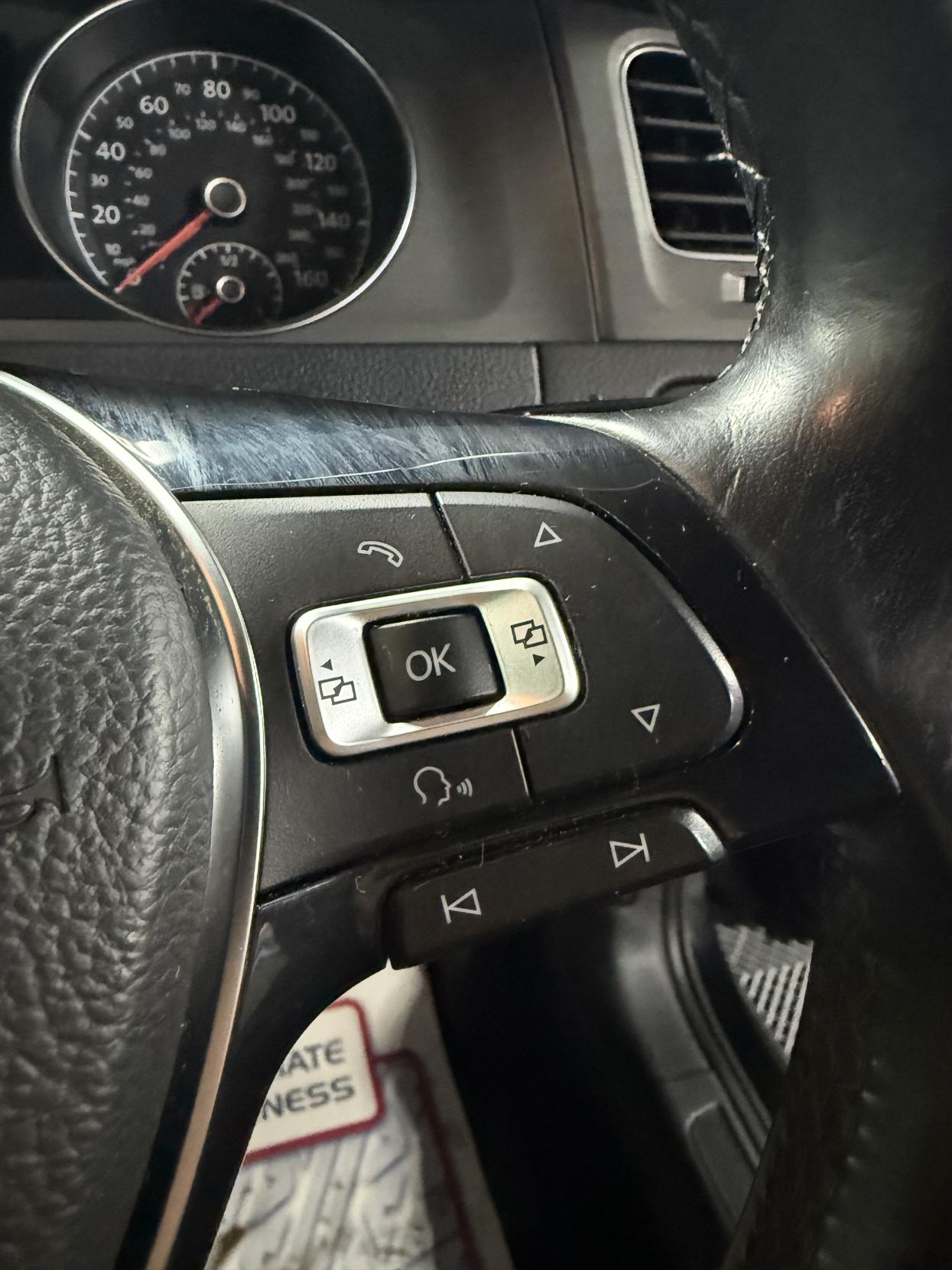 Volkswagen Golf 1.6 TDI BlueMotion Tech SE Hatchback 5dr Diesel DSG Euro 5 (s/s) (105 ps)