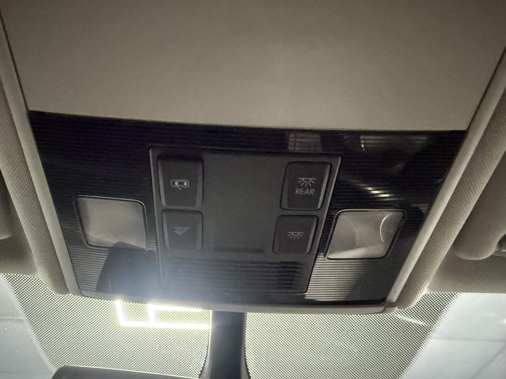 Volkswagen Golf 1.6 TDI BlueMotion Tech SE Hatchback 5dr Diesel DSG Euro 5 (s/s) (105 ps)