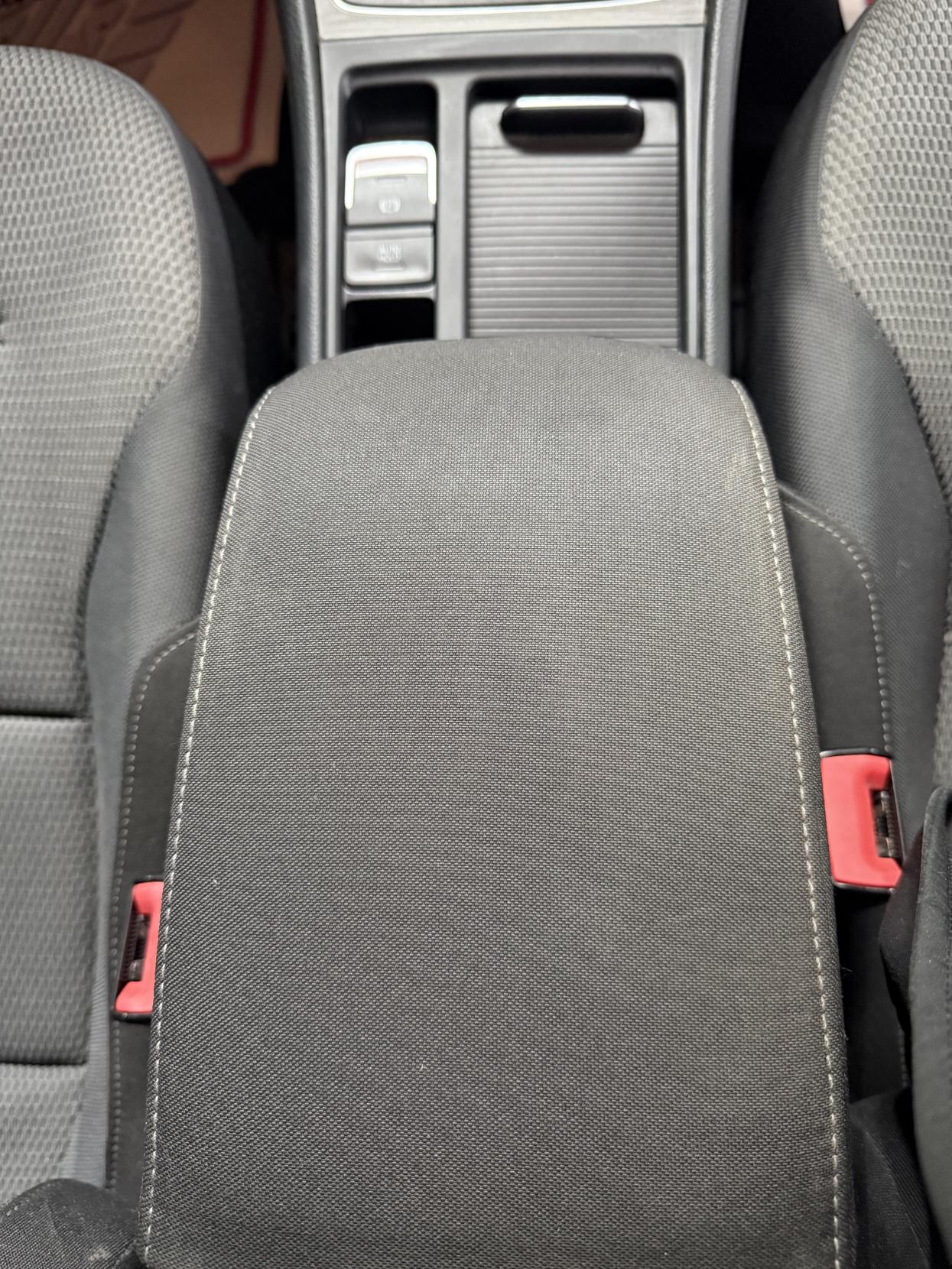 Volkswagen Golf 1.6 TDI BlueMotion Tech SE Hatchback 5dr Diesel DSG Euro 5 (s/s) (105 ps)