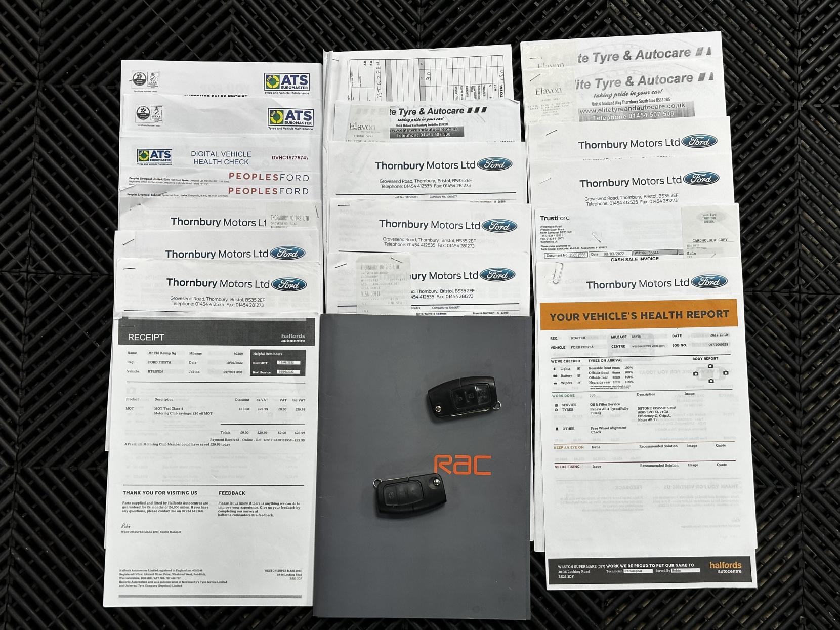 Ford Fiesta 1.6 Zetec Hatchback 5dr Petrol Powershift Euro 5 (105 ps)