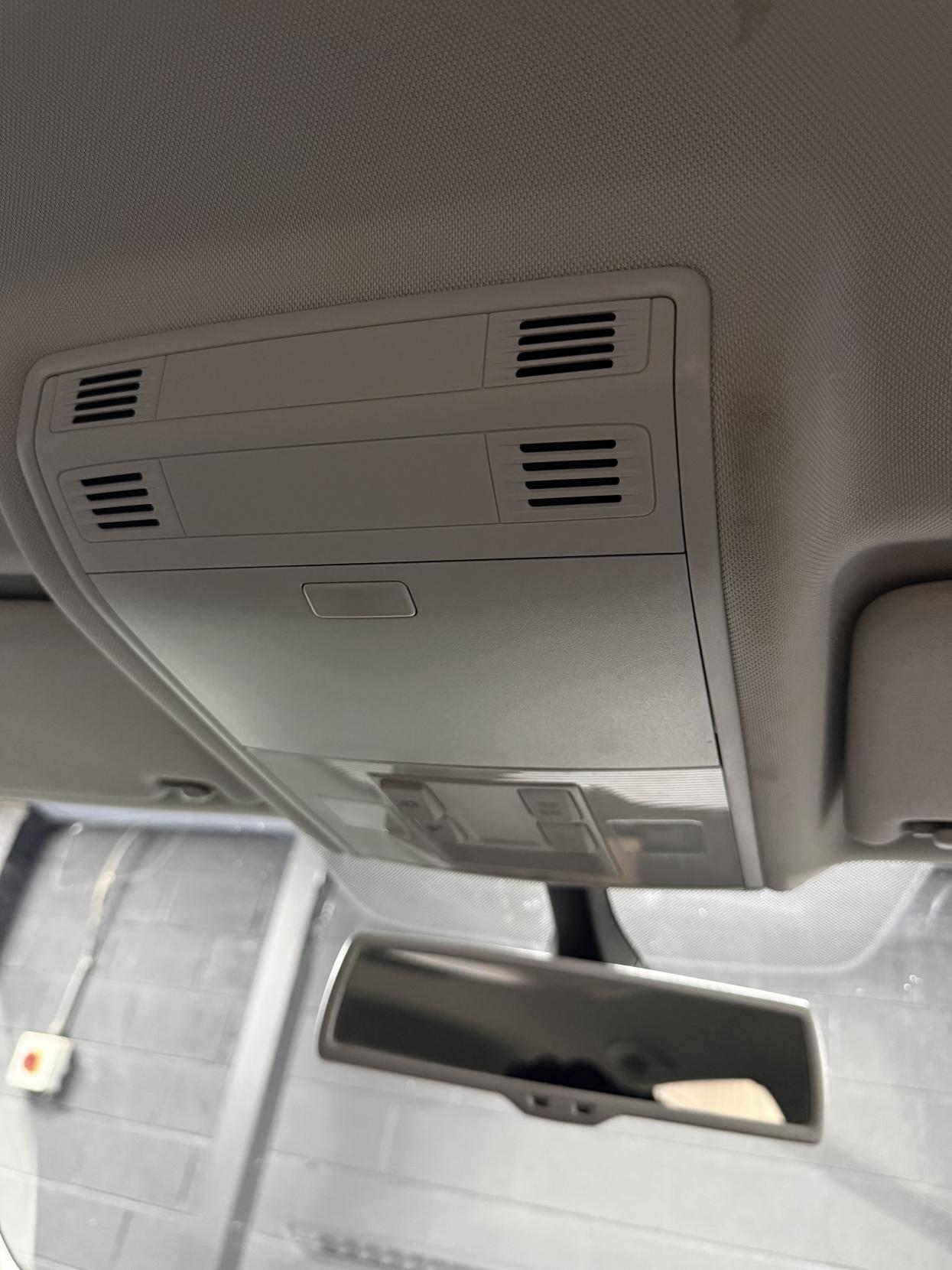 Volkswagen Golf 1.6 TDI BlueMotion Tech SE Hatchback 5dr Diesel DSG Euro 5 (s/s) (105 ps)