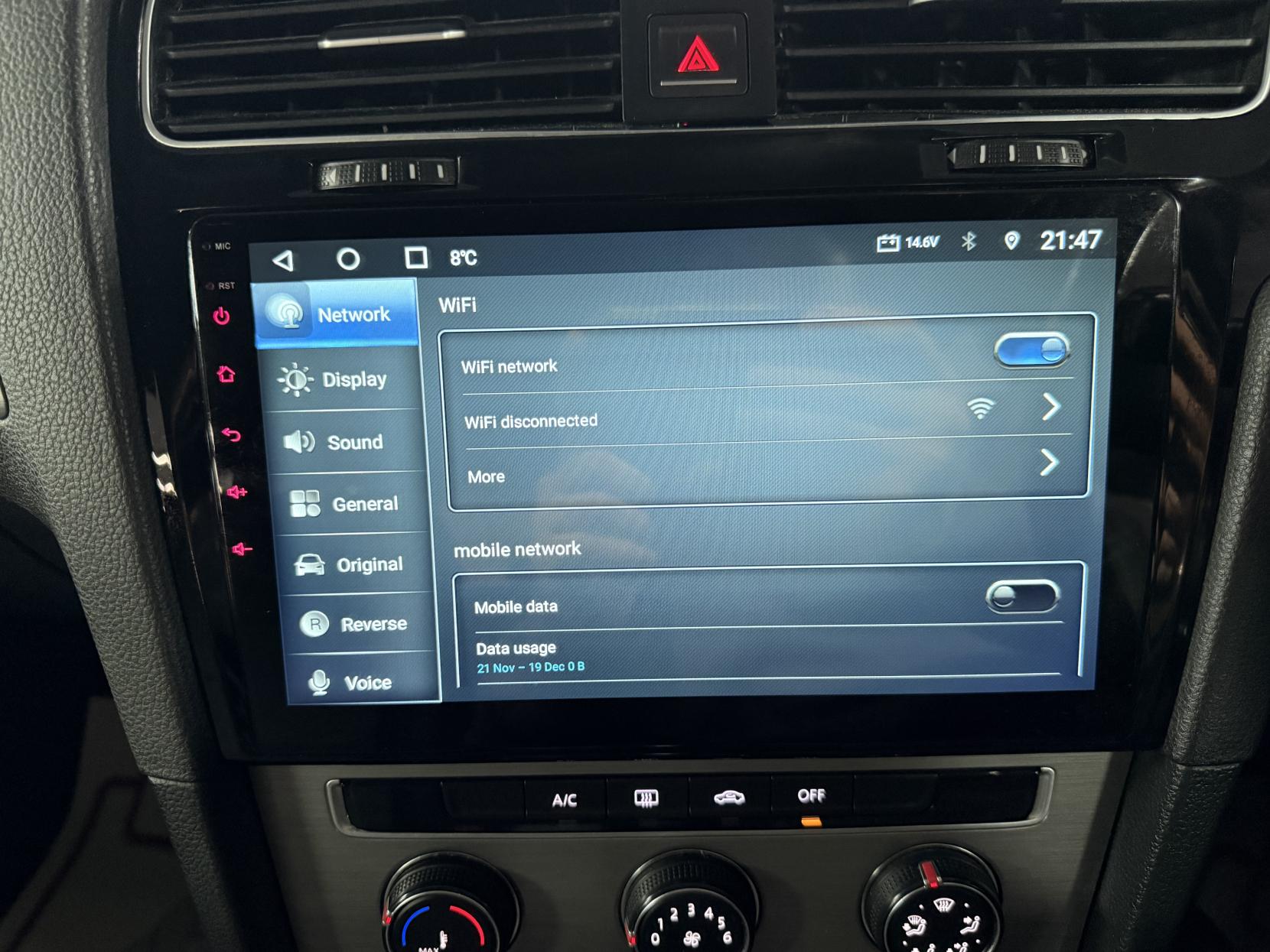 Volkswagen Golf 1.6 TDI BlueMotion Tech SE Hatchback 5dr Diesel DSG Euro 5 (s/s) (105 ps)