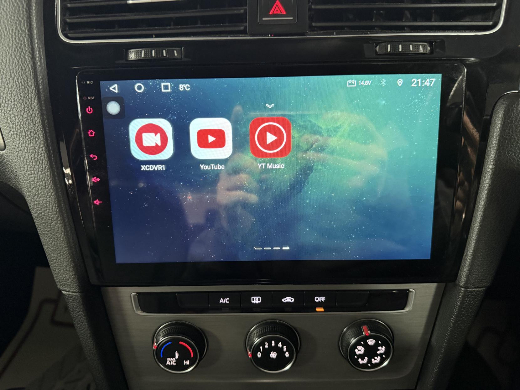 Volkswagen Golf 1.6 TDI BlueMotion Tech SE Hatchback 5dr Diesel DSG Euro 5 (s/s) (105 ps)