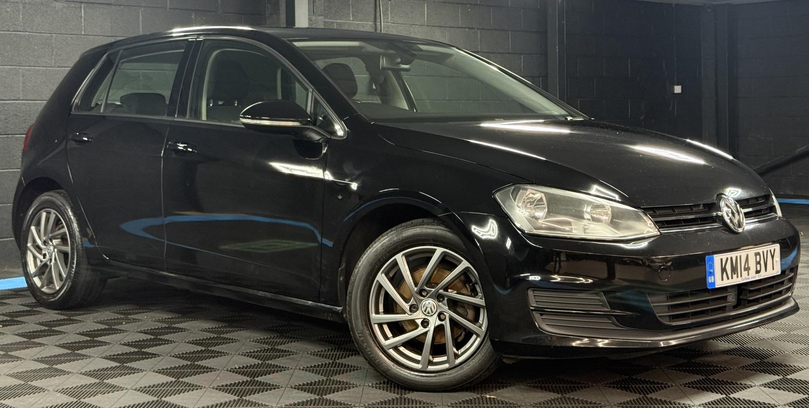 Volkswagen Golf 1.6 TDI BlueMotion Tech SE Hatchback 5dr Diesel DSG Euro 5 (s/s) (105 ps)