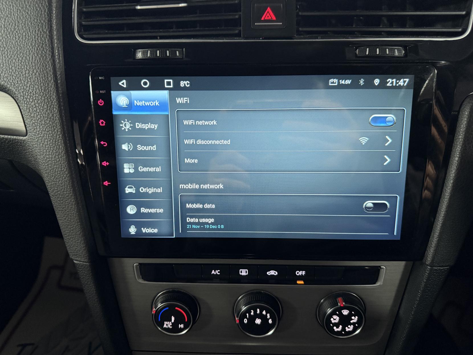 Volkswagen Golf 1.6 TDI BlueMotion Tech SE Hatchback 5dr Diesel DSG Euro 5 (s/s) (105 ps)