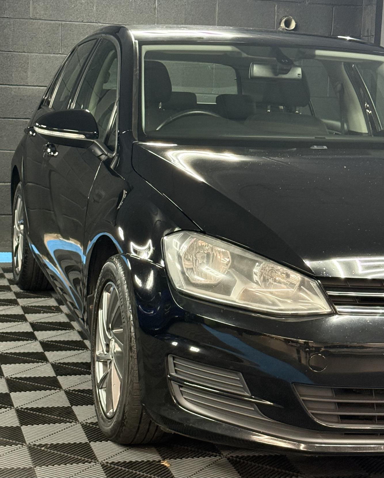 Volkswagen Golf 1.6 TDI BlueMotion Tech SE Hatchback 5dr Diesel DSG Euro 5 (s/s) (105 ps)