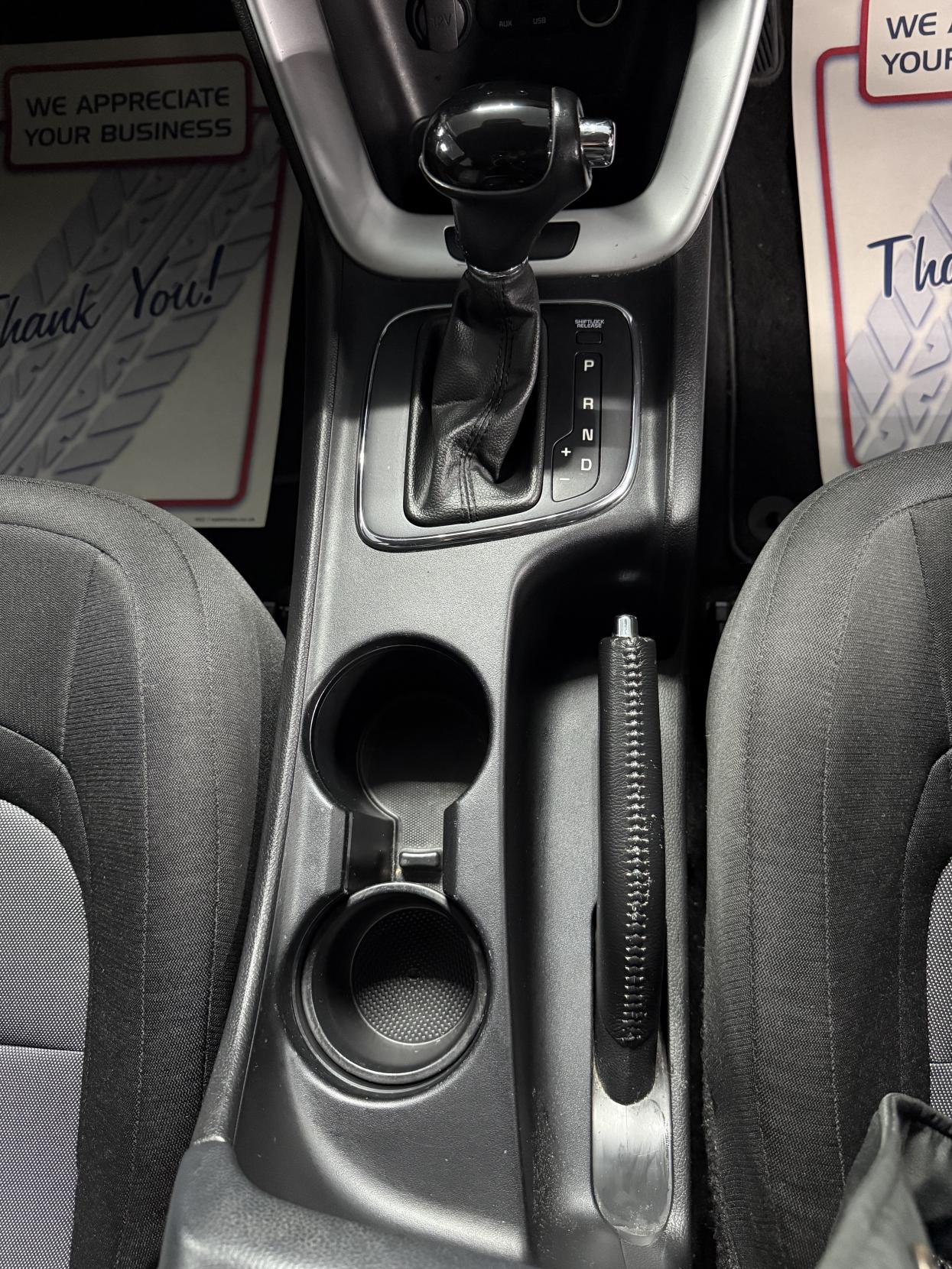 Kia Ceed 1.6 CRDi 2 Hatchback 5dr Diesel Auto Euro 5 (126 bhp)