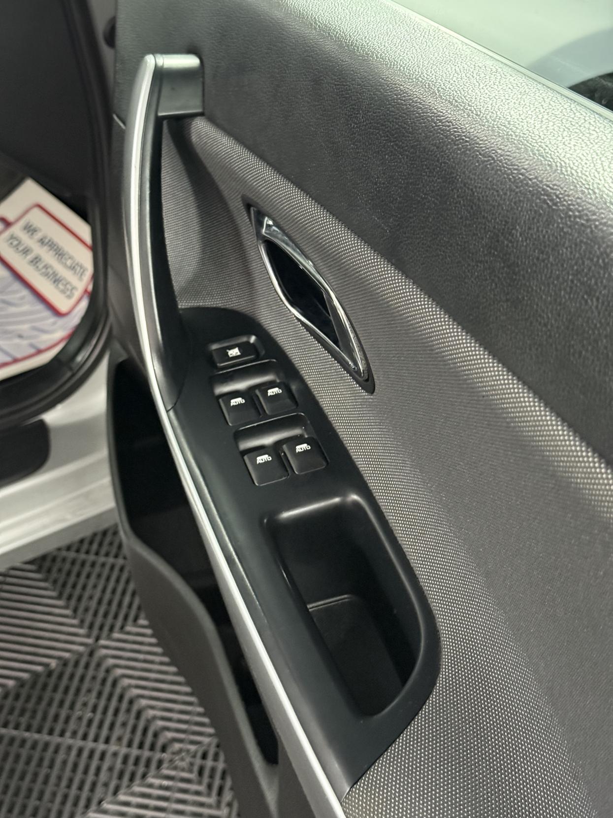 Kia Ceed 1.6 CRDi 2 Hatchback 5dr Diesel Auto Euro 5 (126 bhp)