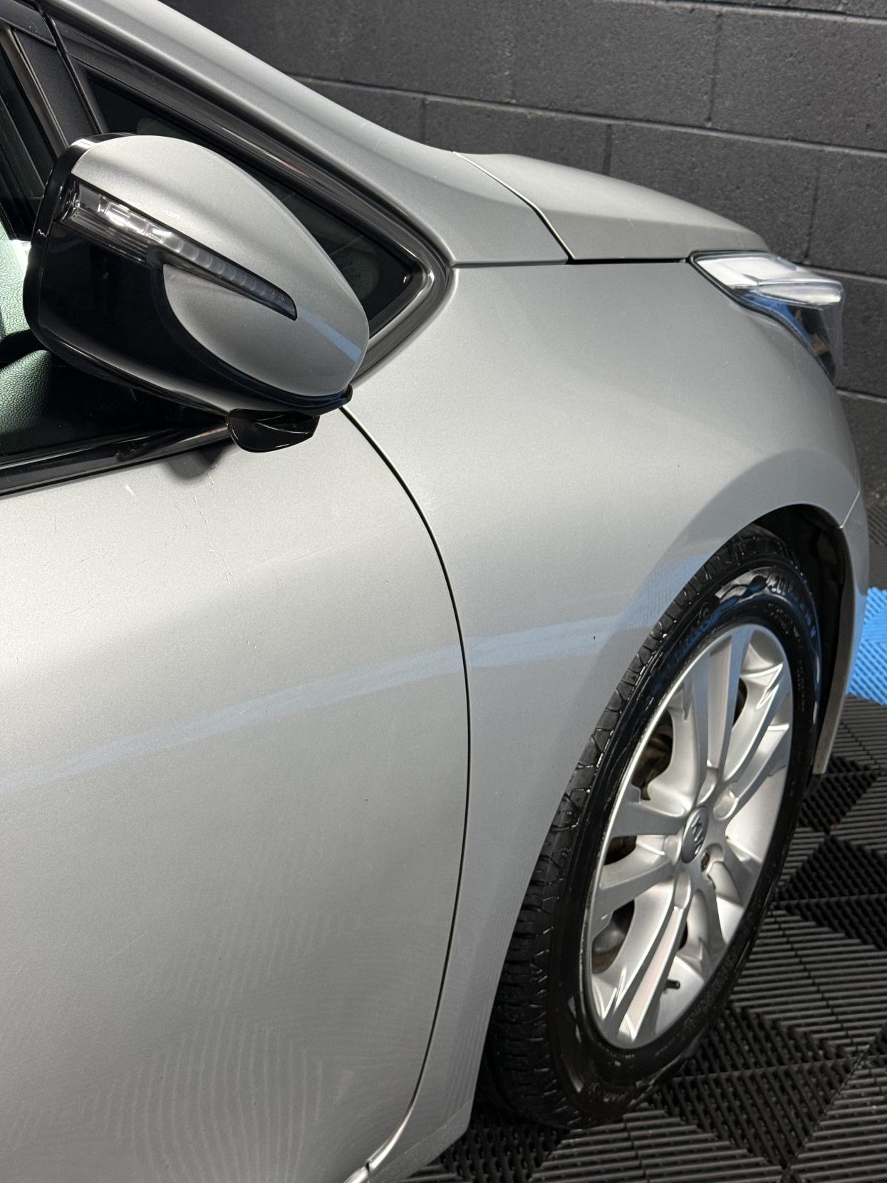 Kia Ceed 1.6 CRDi 2 Hatchback 5dr Diesel Auto Euro 5 (126 bhp)