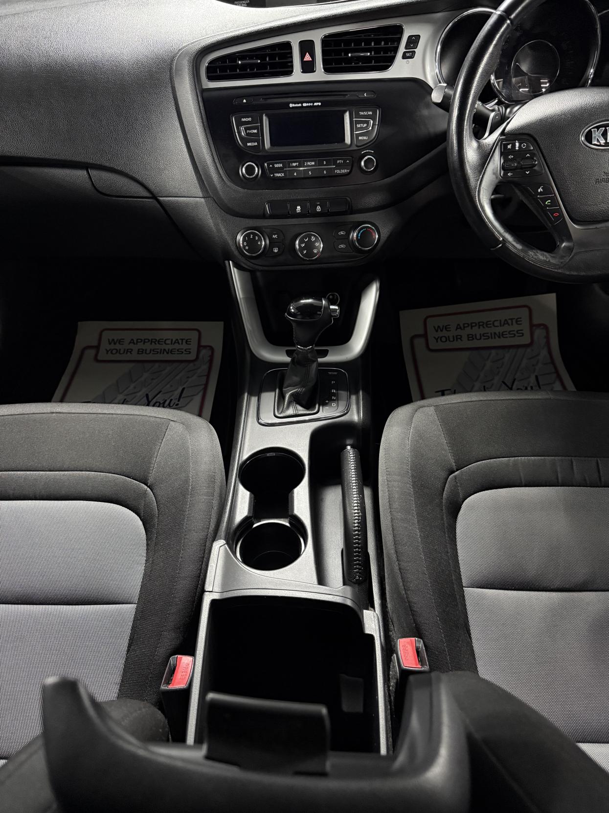 Kia Ceed 1.6 CRDi 2 Hatchback 5dr Diesel Auto Euro 5 (126 bhp)