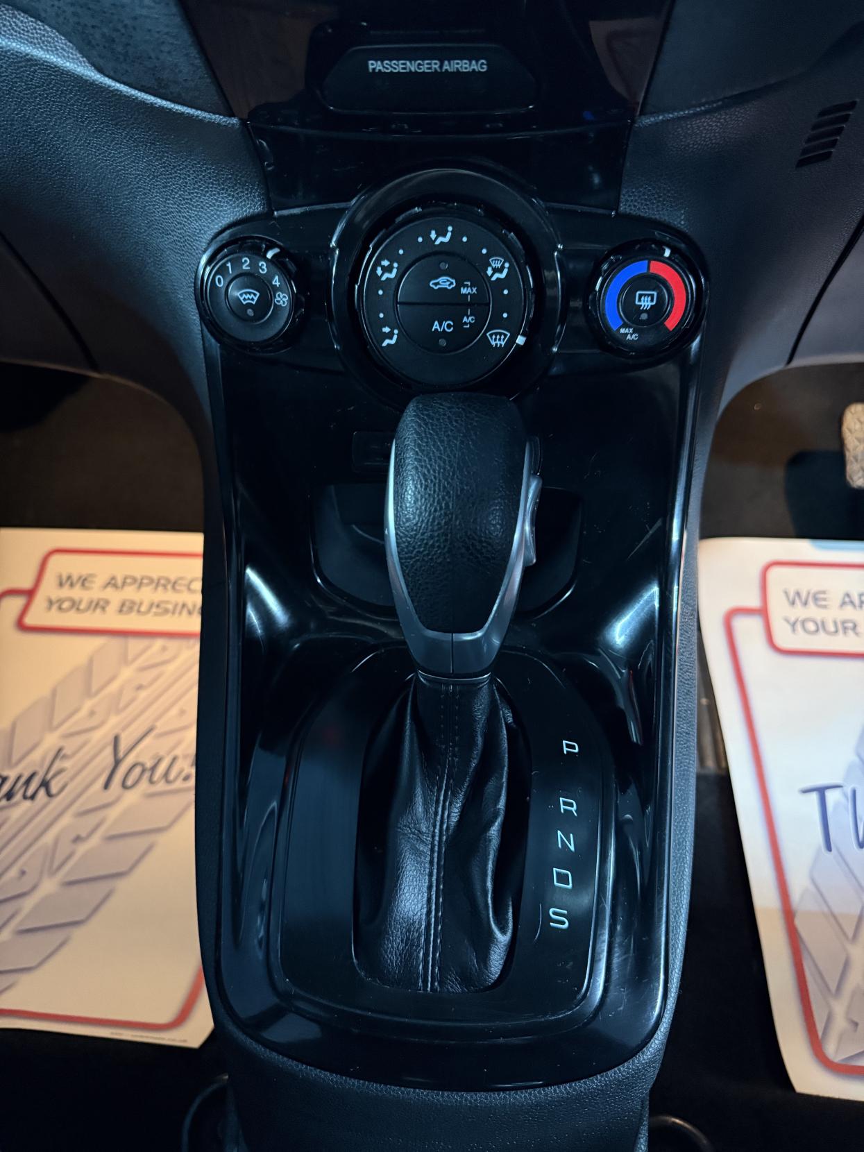 Ford Fiesta 1.0T EcoBoost Zetec Hatchback 5dr Petrol Powershift Euro 6 (100 ps)