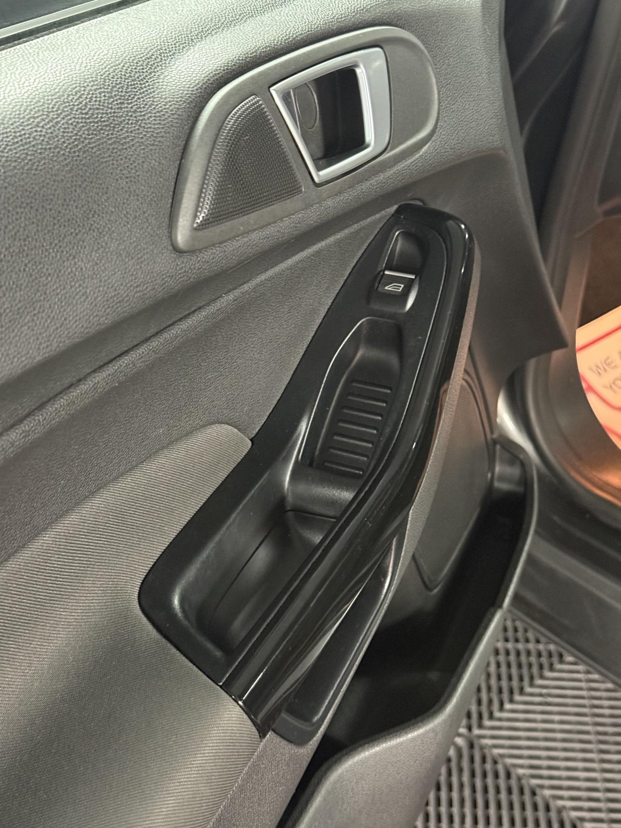 Ford Fiesta 1.0T EcoBoost Zetec Hatchback 5dr Petrol Powershift Euro 6 (100 ps)