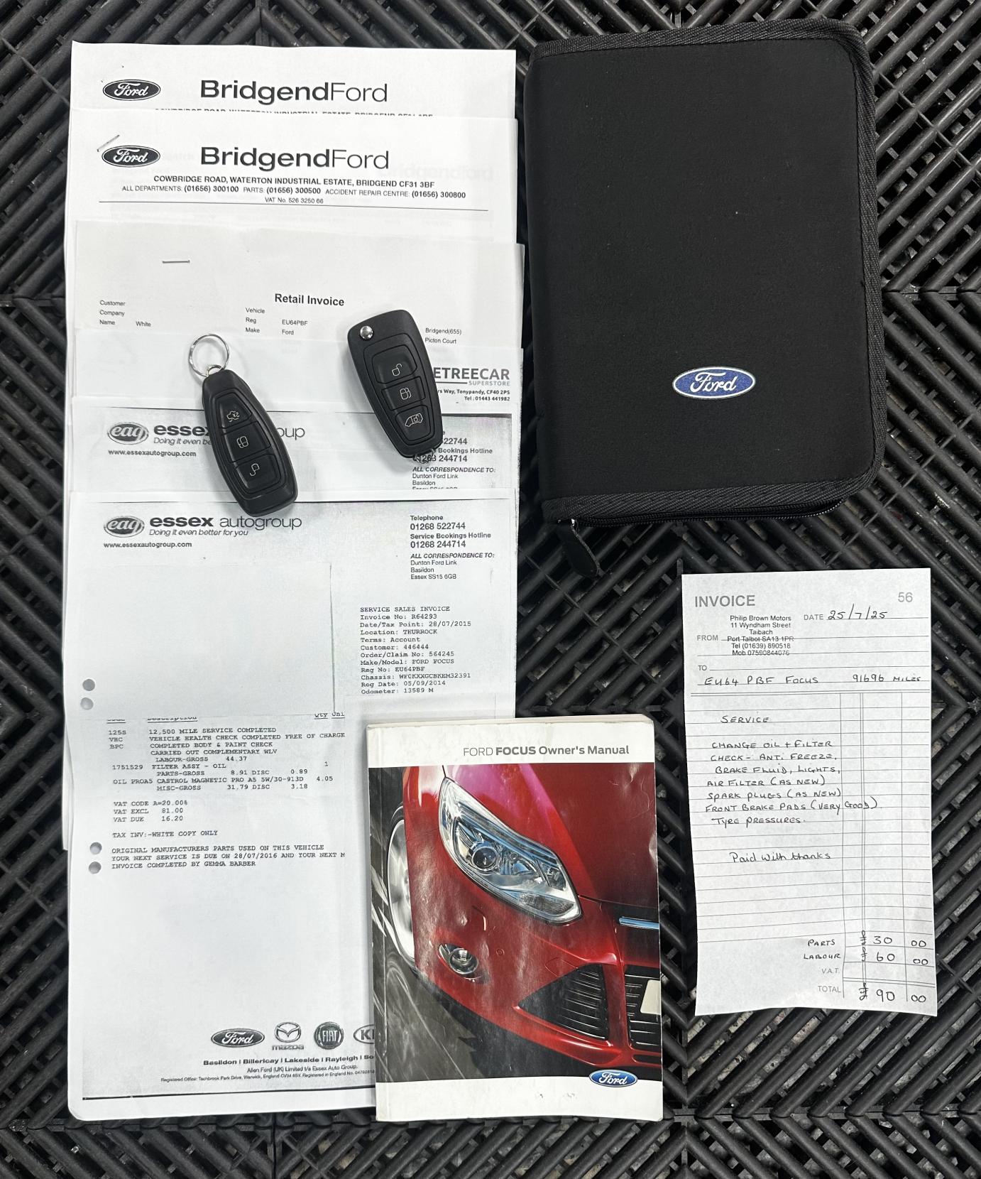 Ford Focus 1.6 Titanium Navigator Hatchback 5dr Petrol Powershift Euro 5 (125 ps)