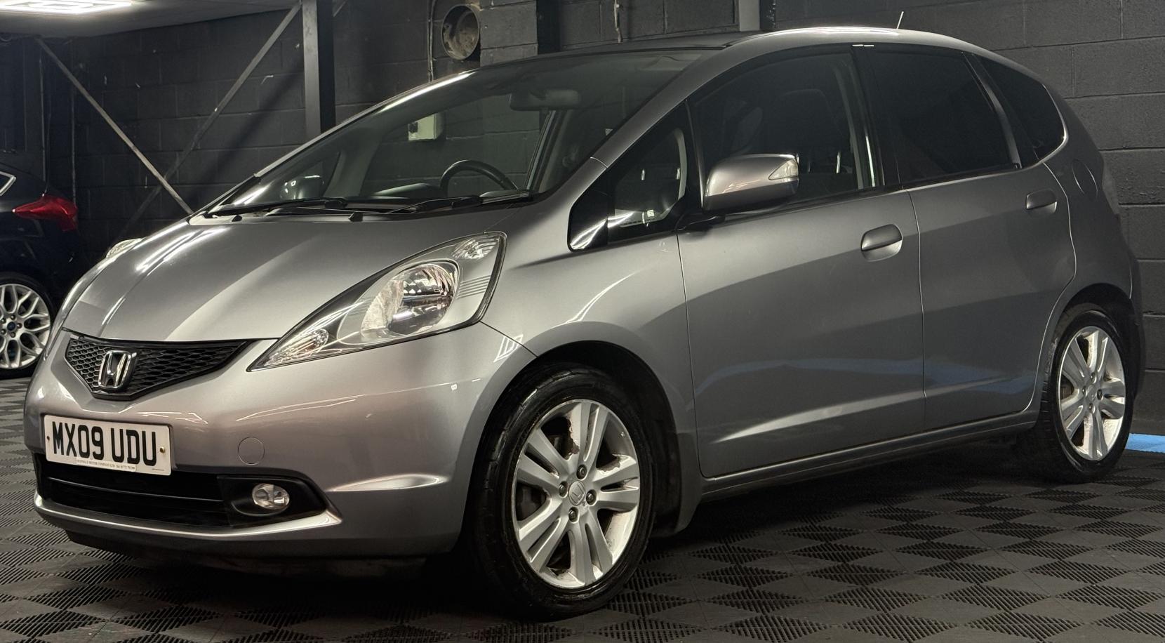 Honda Jazz 1.4 i-VTEC EX Hatchback 5dr Petrol i SHIFT Euro 4 (100 ps)