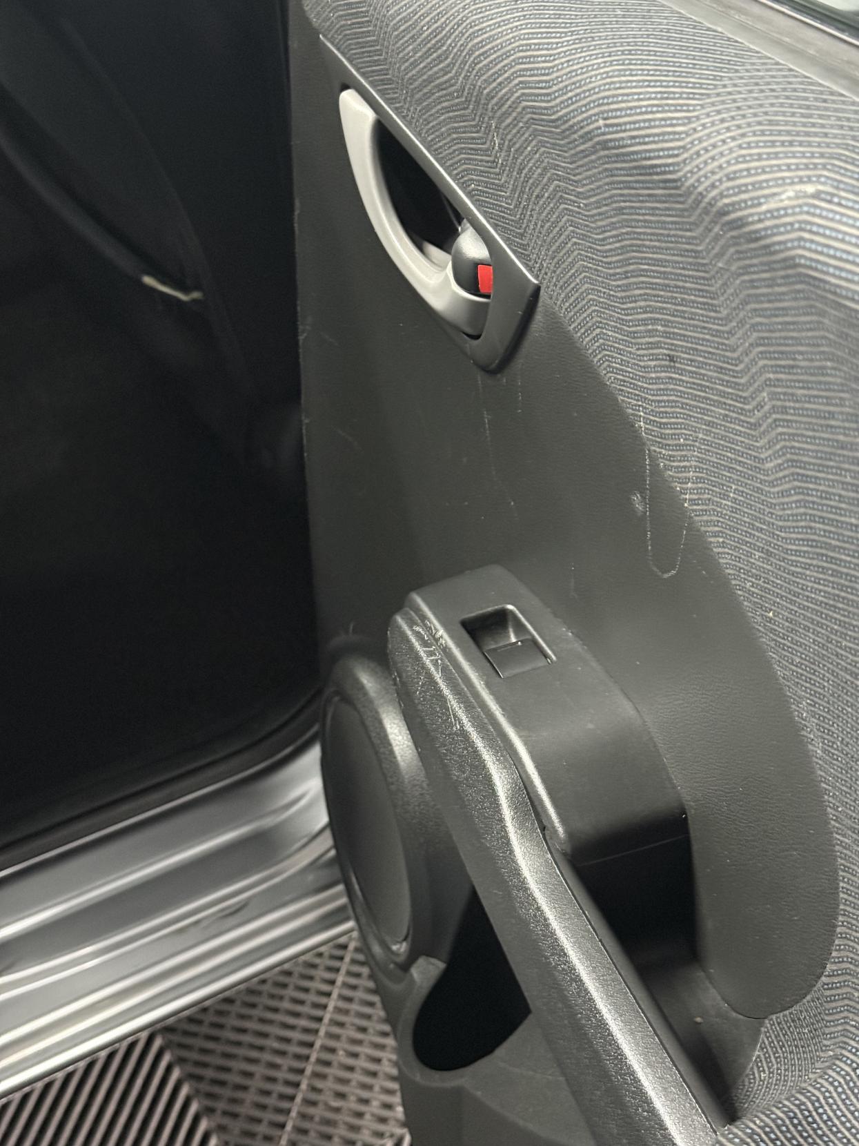 Honda Jazz 1.4 i-VTEC EX Hatchback 5dr Petrol i SHIFT Euro 4 (100 ps)