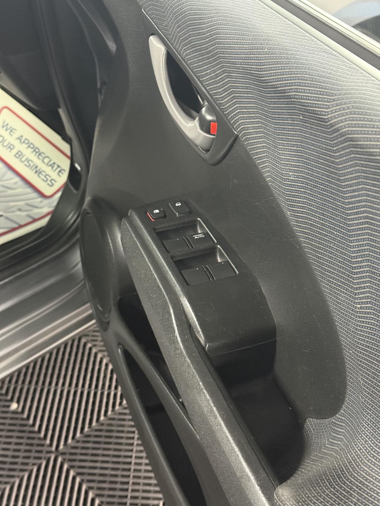 Honda Jazz 1.4 i-VTEC EX Hatchback 5dr Petrol i SHIFT Euro 4 (100 ps)