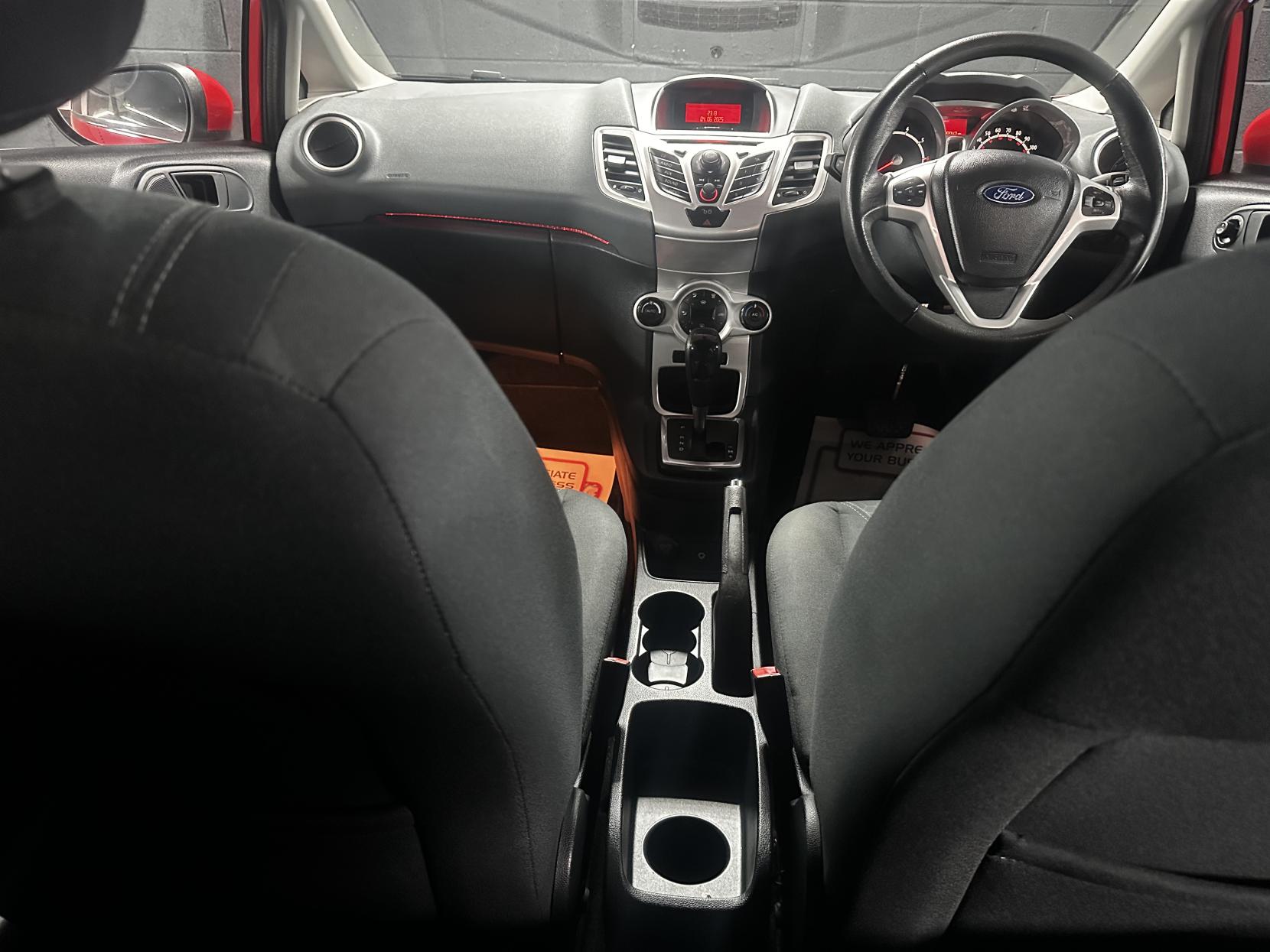 Ford Fiesta 1.4 Titanium Hatchback 5dr Petrol Automatic (154 g/km, 94 bhp)