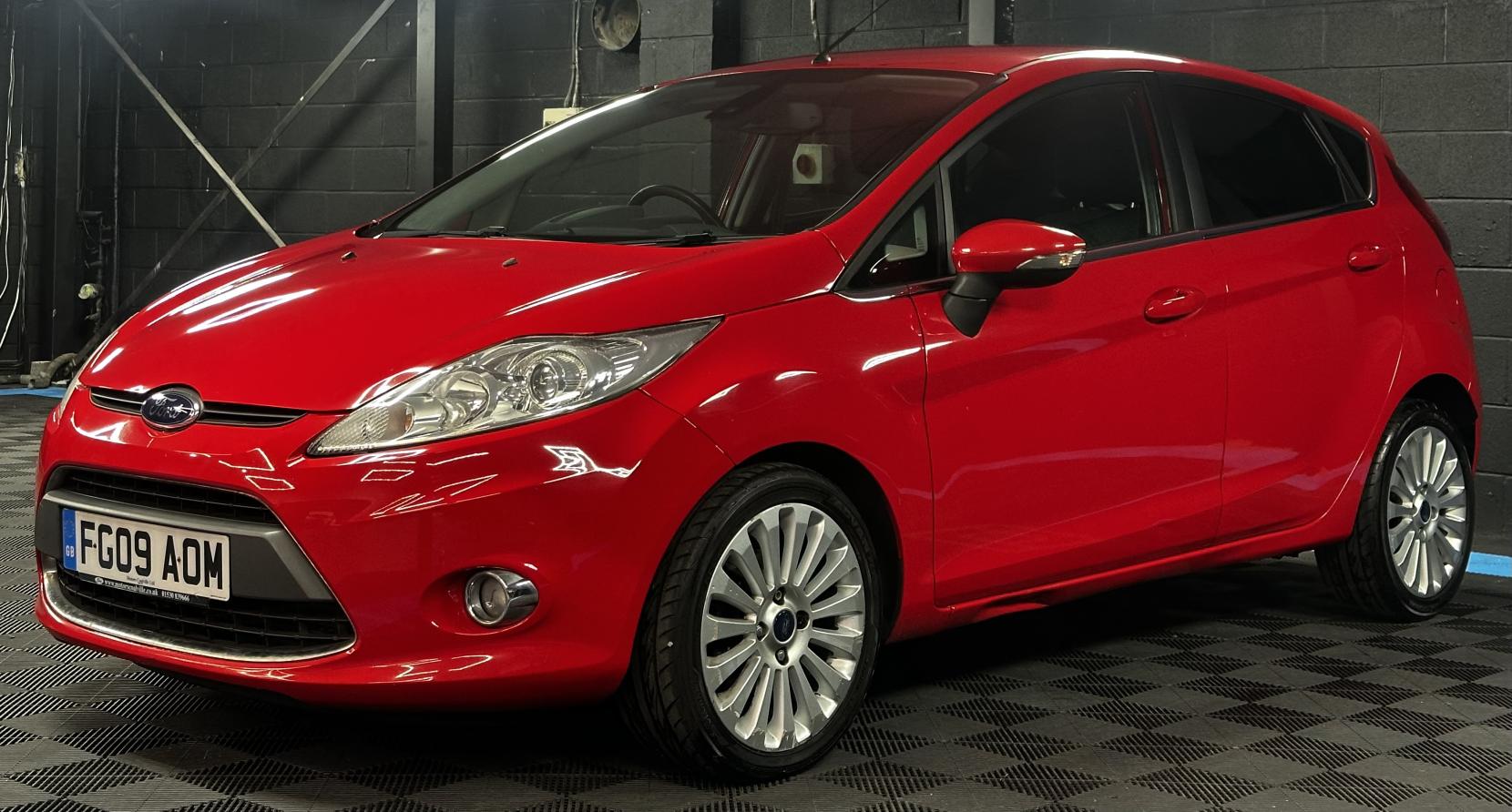 Ford Fiesta 1.4 Titanium Hatchback 5dr Petrol Automatic (154 g/km, 94 bhp)