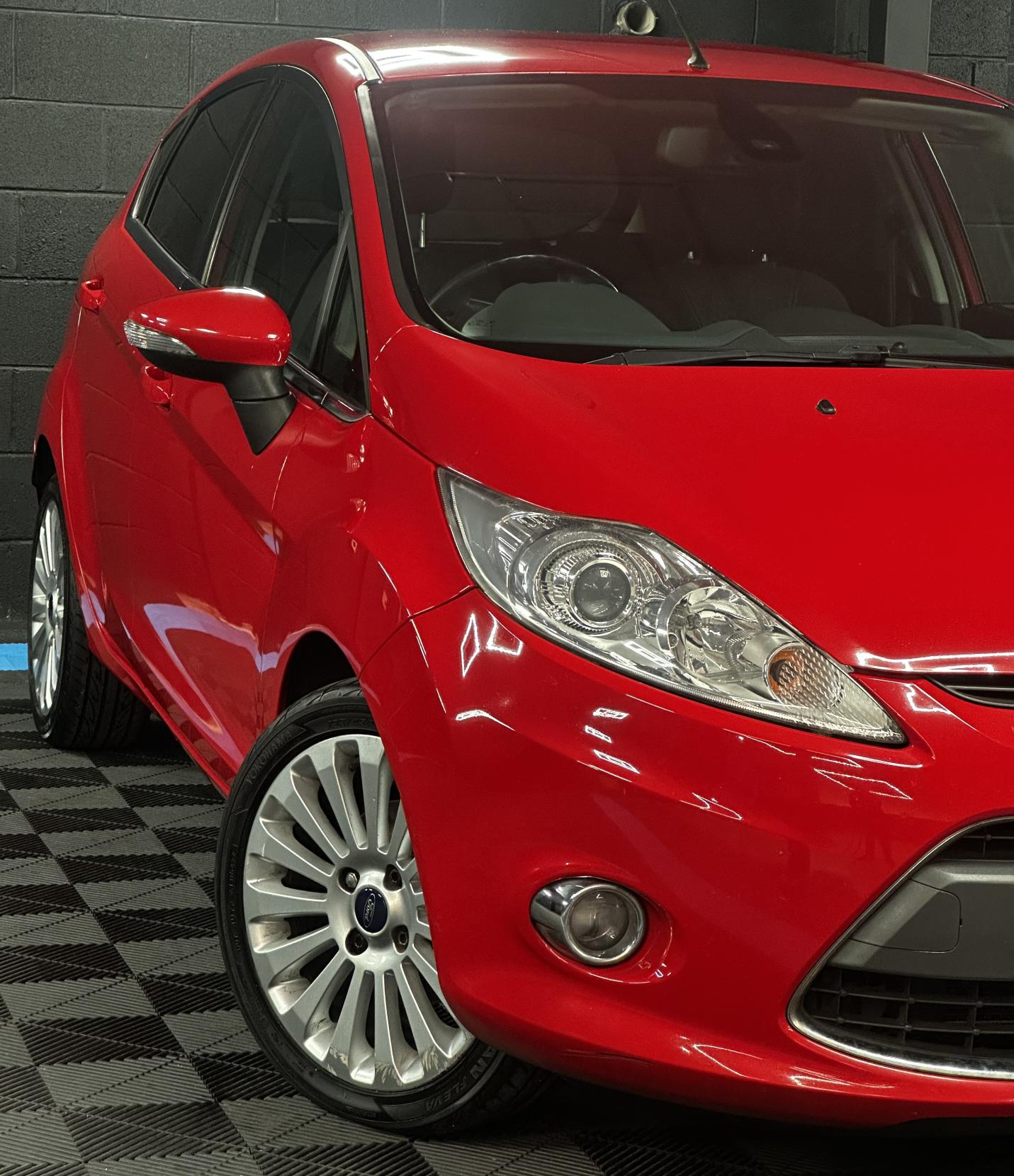 Ford Fiesta 1.4 Titanium Hatchback 5dr Petrol Automatic (154 g/km, 94 bhp)