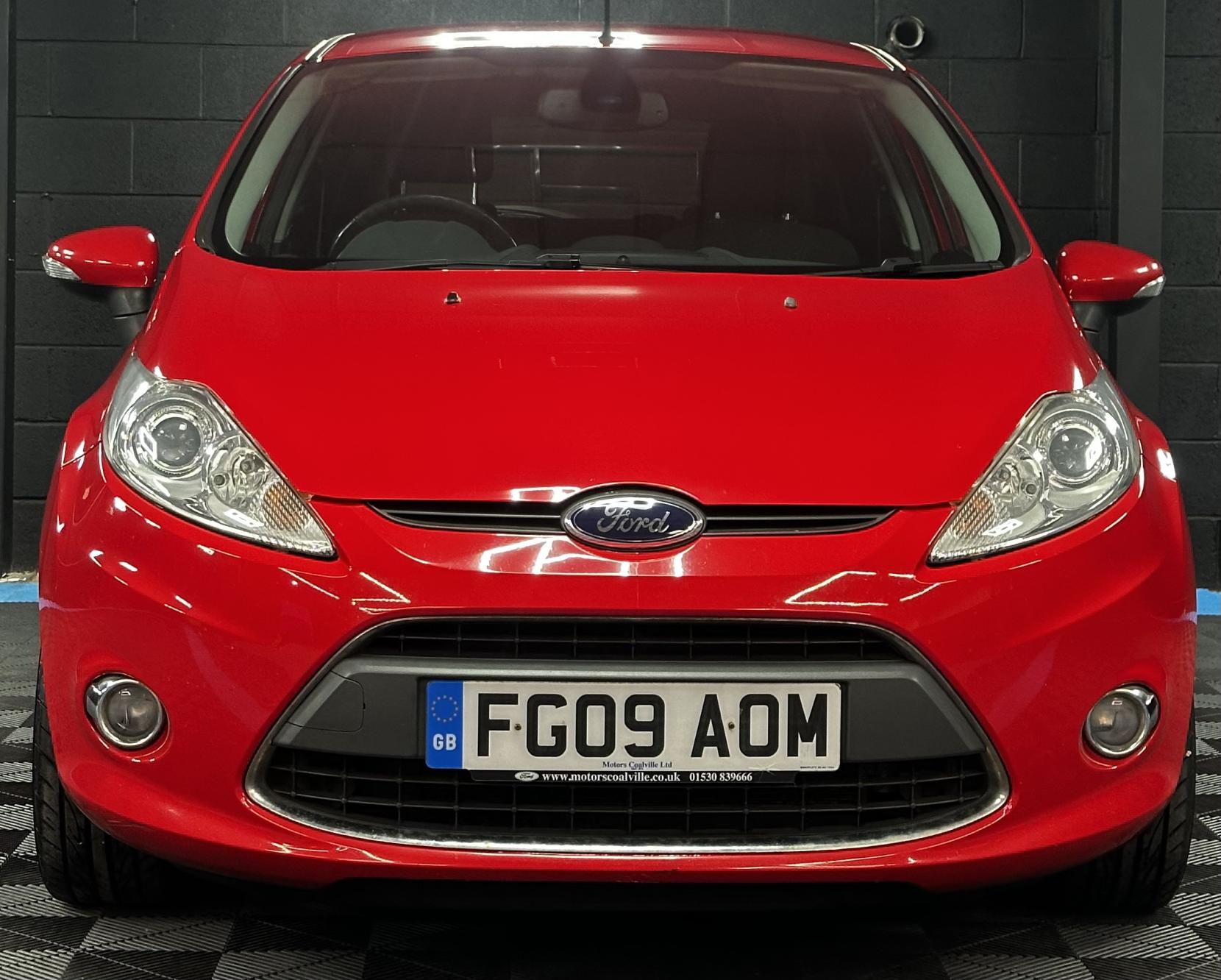 Ford Fiesta 1.4 Titanium Hatchback 5dr Petrol Automatic (154 g/km, 94 bhp)