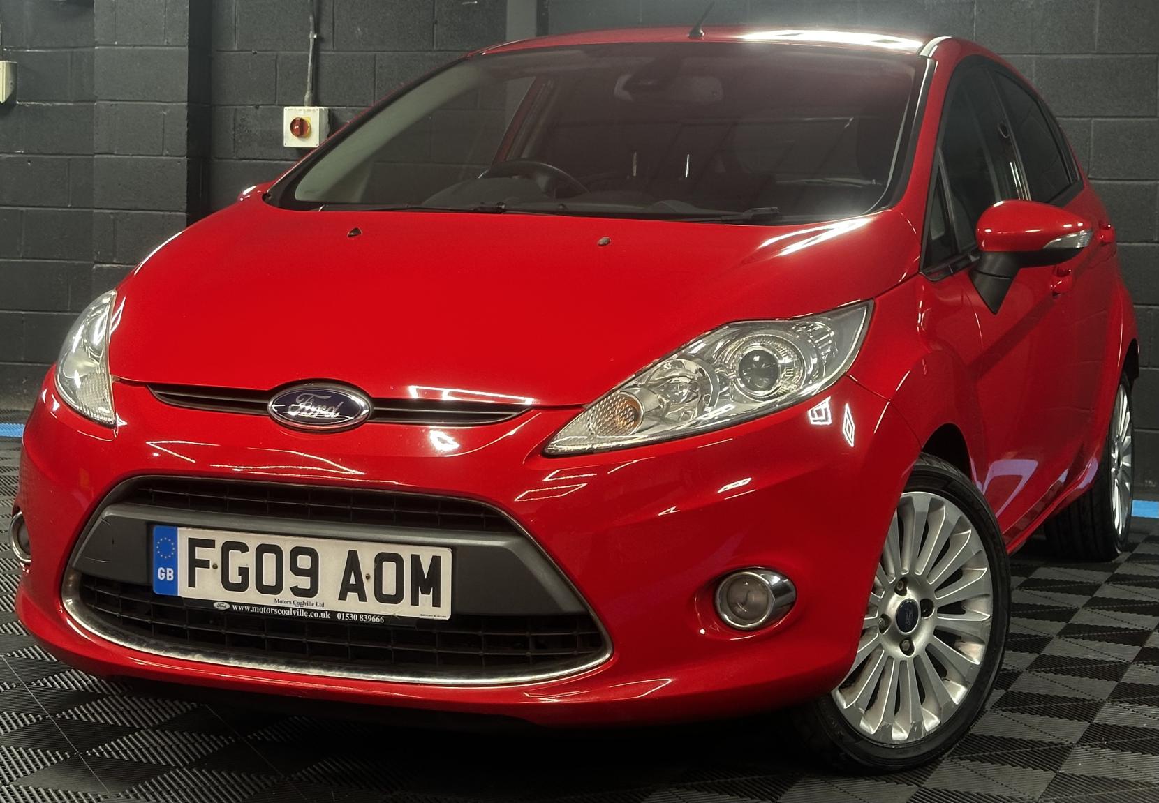 Ford Fiesta 1.4 Titanium Hatchback 5dr Petrol Automatic (154 g/km, 94 bhp)
