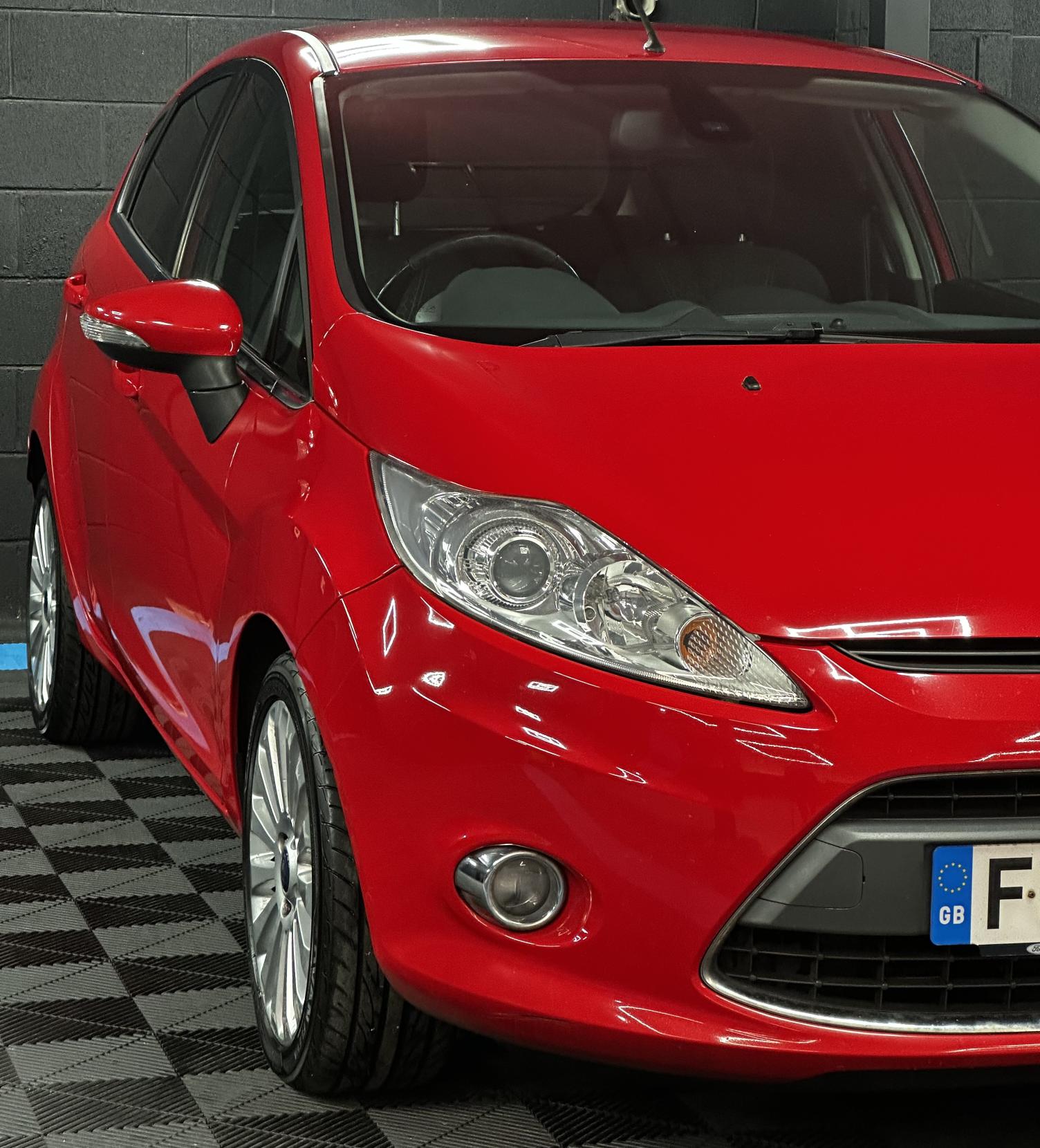 Ford Fiesta 1.4 Titanium Hatchback 5dr Petrol Automatic (154 g/km, 94 bhp)