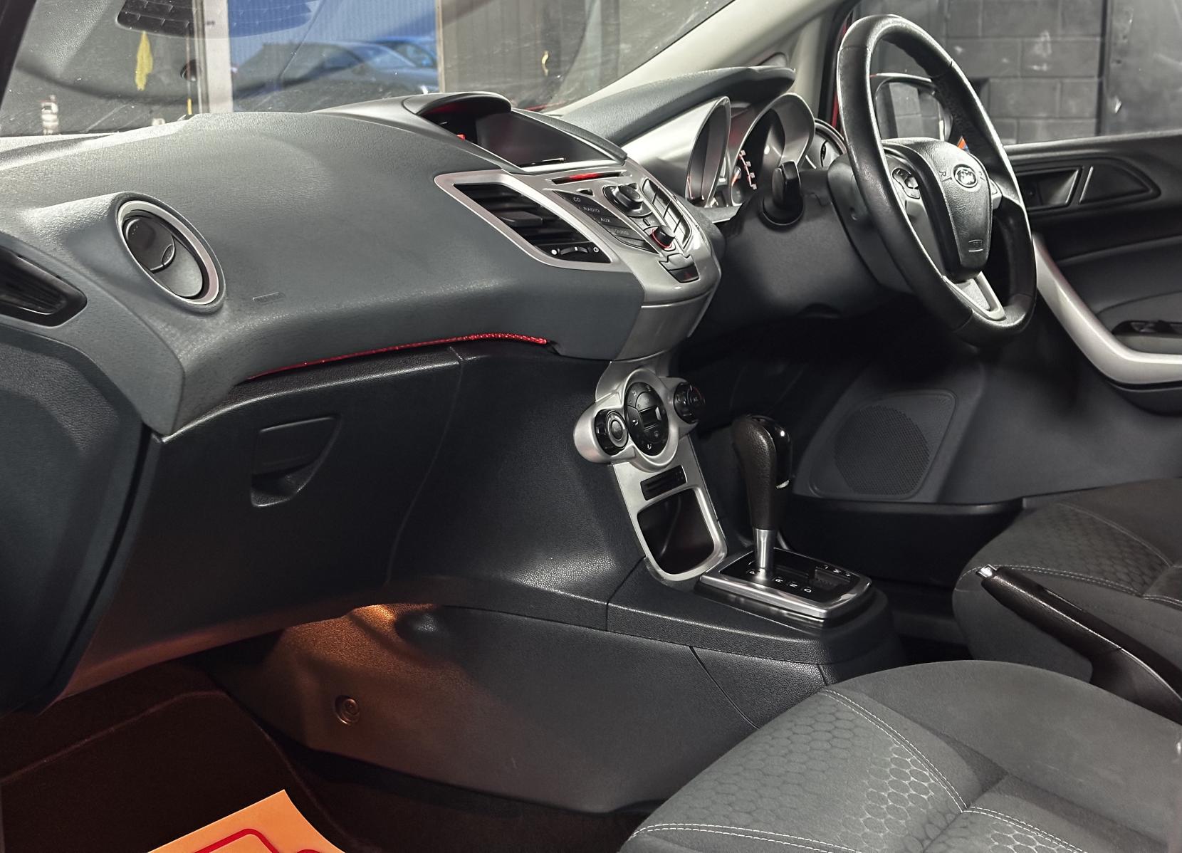 Ford Fiesta 1.4 Titanium Hatchback 5dr Petrol Automatic (154 g/km, 94 bhp)