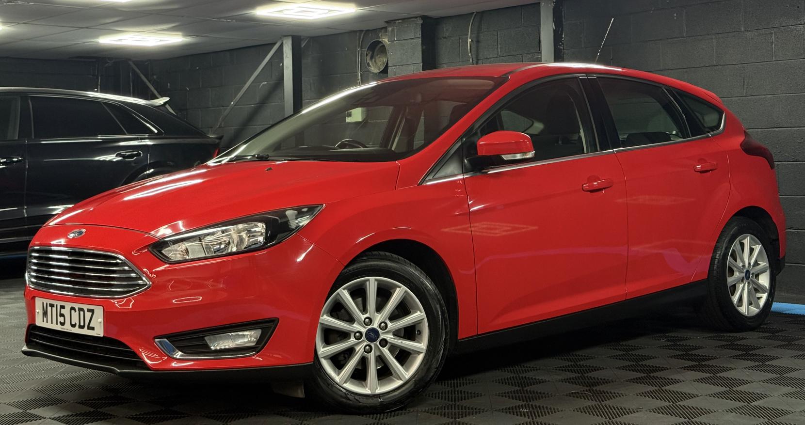 Ford Focus 1.6 Titanium Hatchback 5dr Petrol Powershift Euro 6 (125 ps)