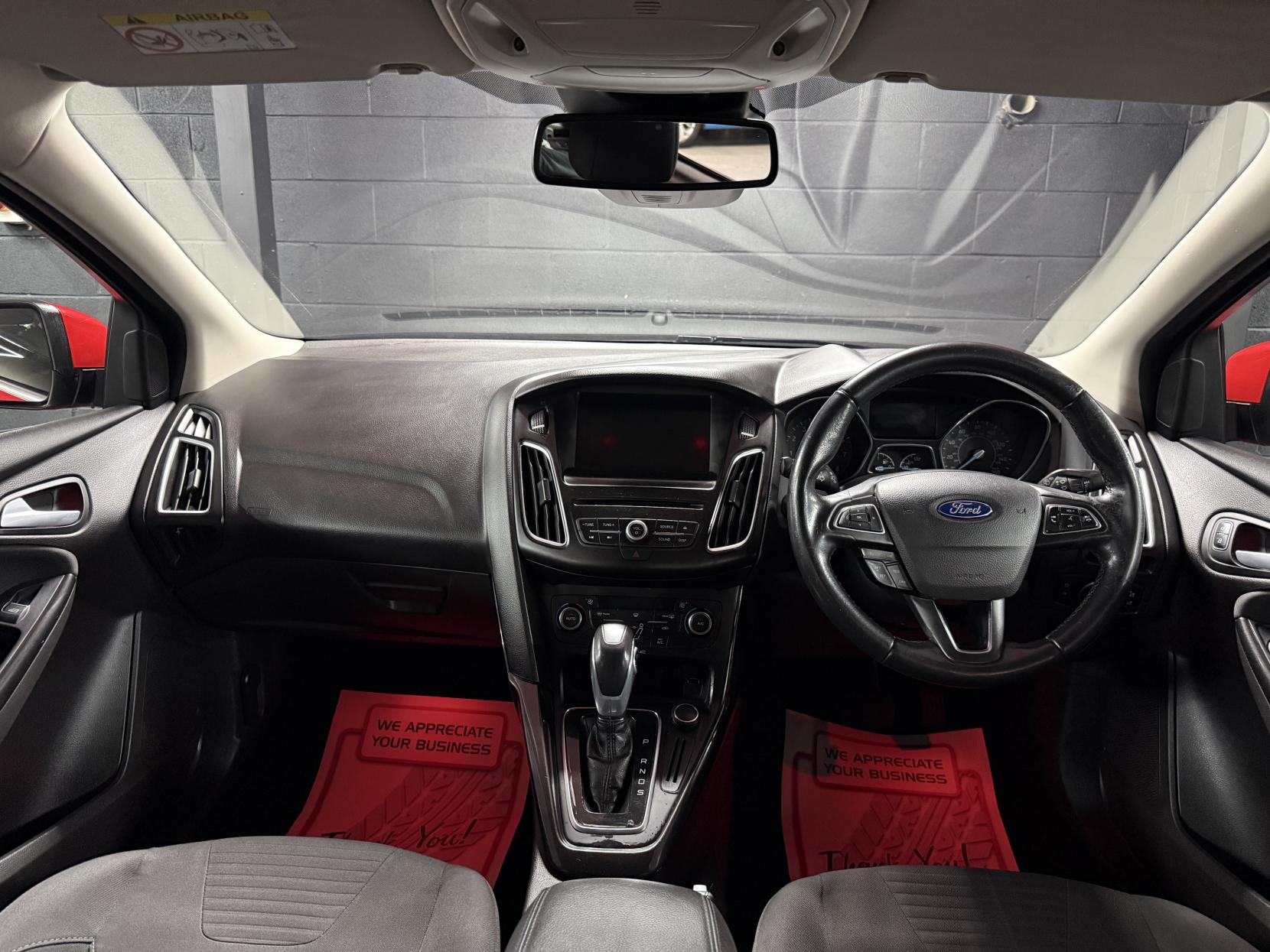 Ford Focus 1.6 Titanium Hatchback 5dr Petrol Powershift Euro 6 (125 ps)