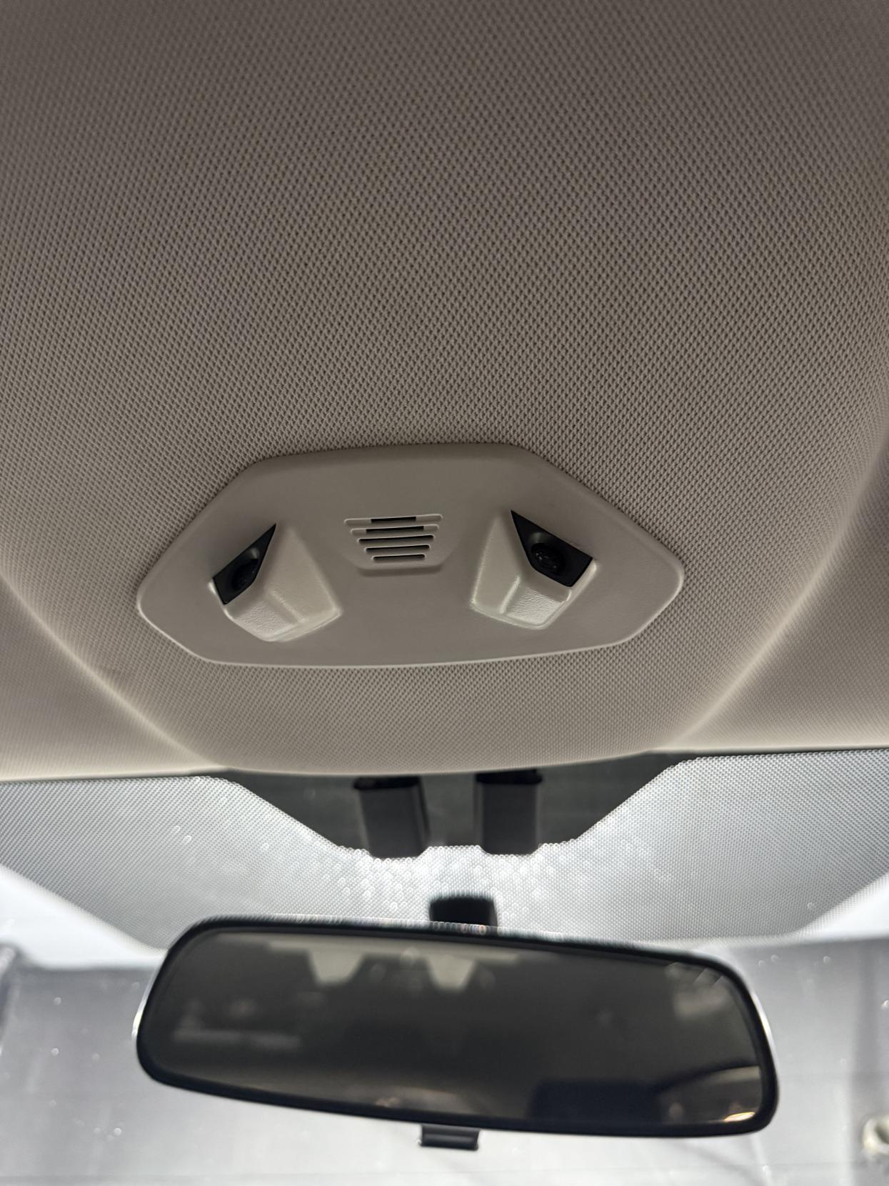 Ford Focus 2.0 TDCi Zetec Hatchback 5dr Diesel Powershift Euro 5 (140 ps)