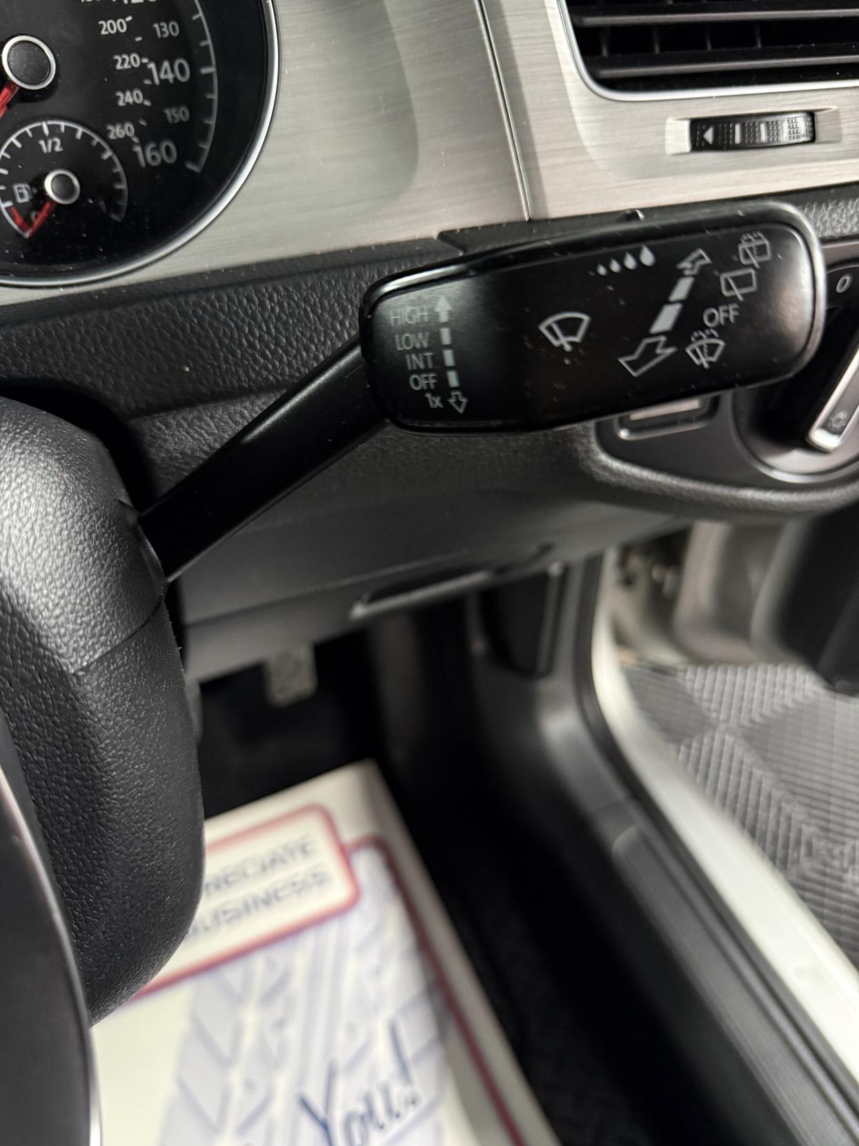 Volkswagen Golf 1.6 TDI BlueMotion Tech SE Hatchback 5dr Diesel DSG Euro 5 (s/s) (105 ps)