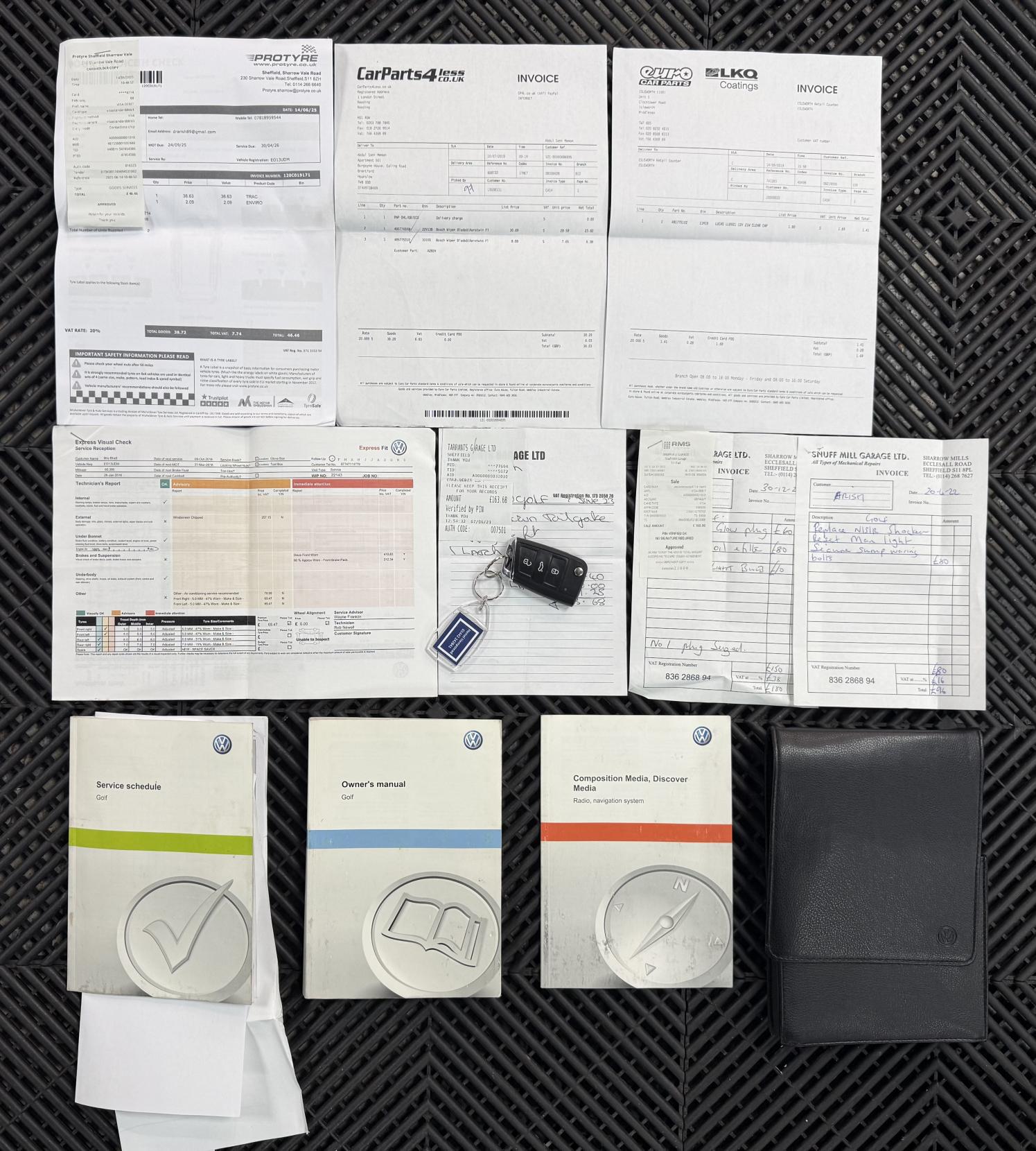 Volkswagen Golf 1.6 TDI BlueMotion Tech SE Hatchback 5dr Diesel DSG Euro 5 (s/s) (105 ps)