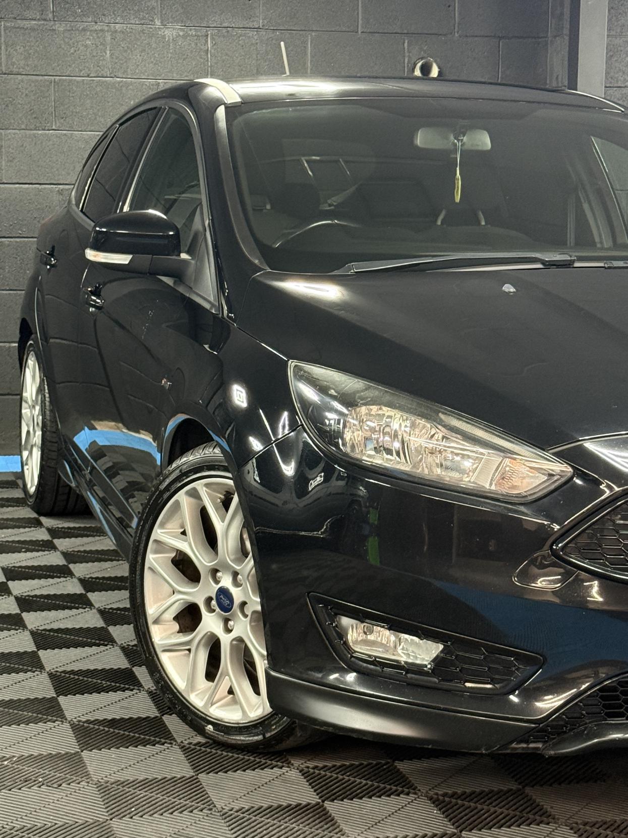 Ford Focus 1.0T EcoBoost ST-Line Hatchback 5dr Petrol Auto Euro 6 (s/s) (125 ps)